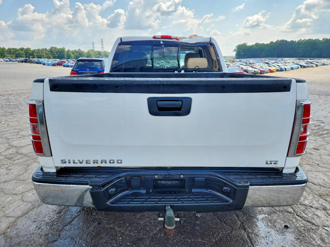 2007 Chevrolet Silverado C1500 White vin: 1GCEC19J67Z570136