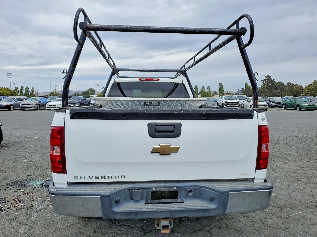 2007 Chevrolet Silverado C1500 White vin: 1GCEC19J97E529605