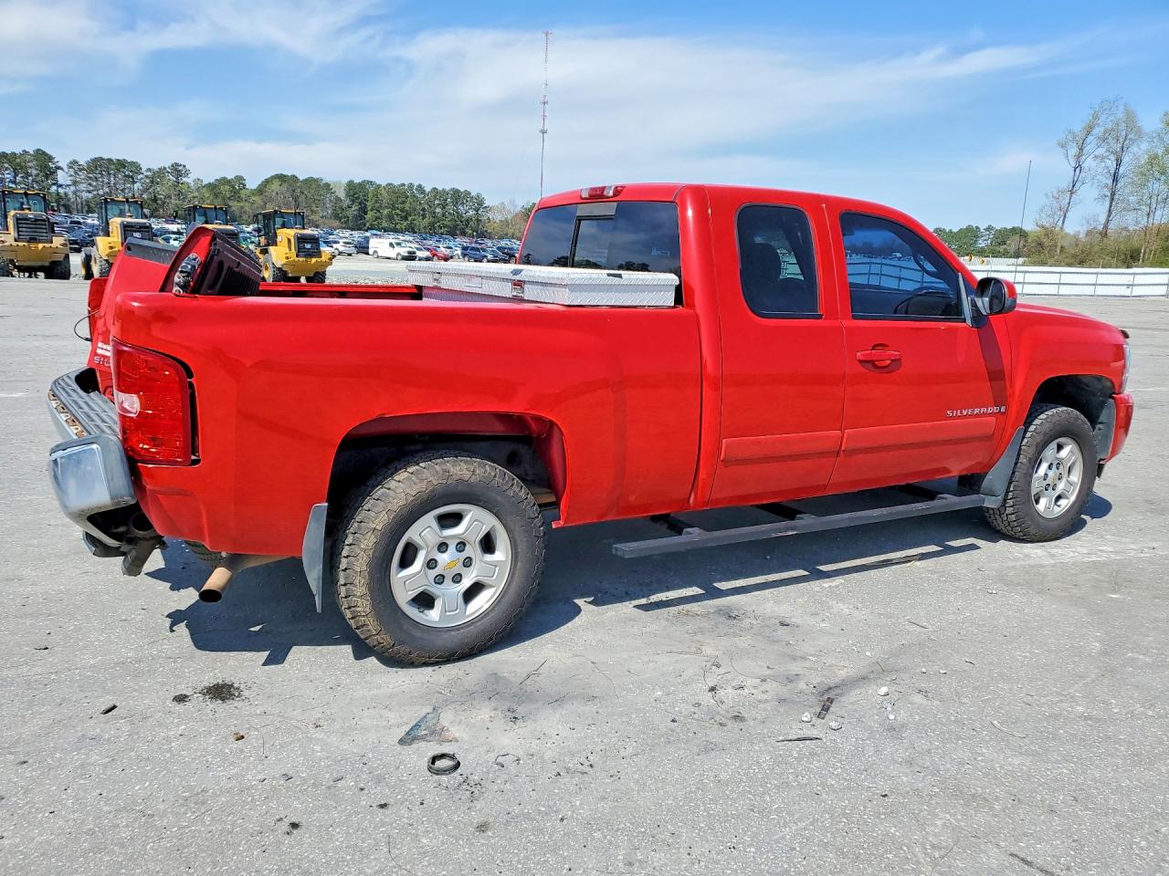 2008 Chevrolet Silverado C1500 Red vin: 1GCEC19J98Z329883
