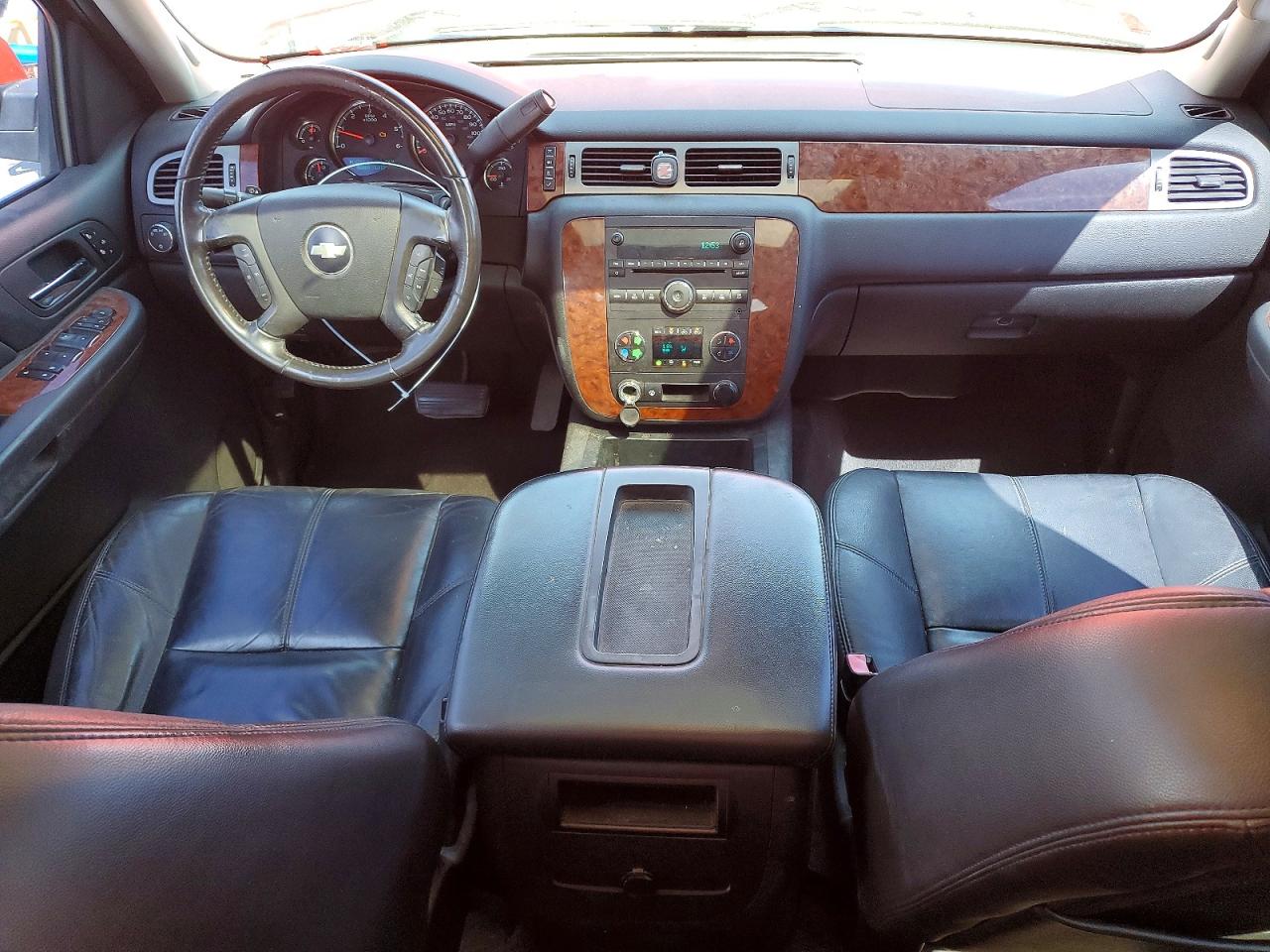 2008 Chevrolet Silverado C1500 Red vin: 1GCEC19J98Z329883