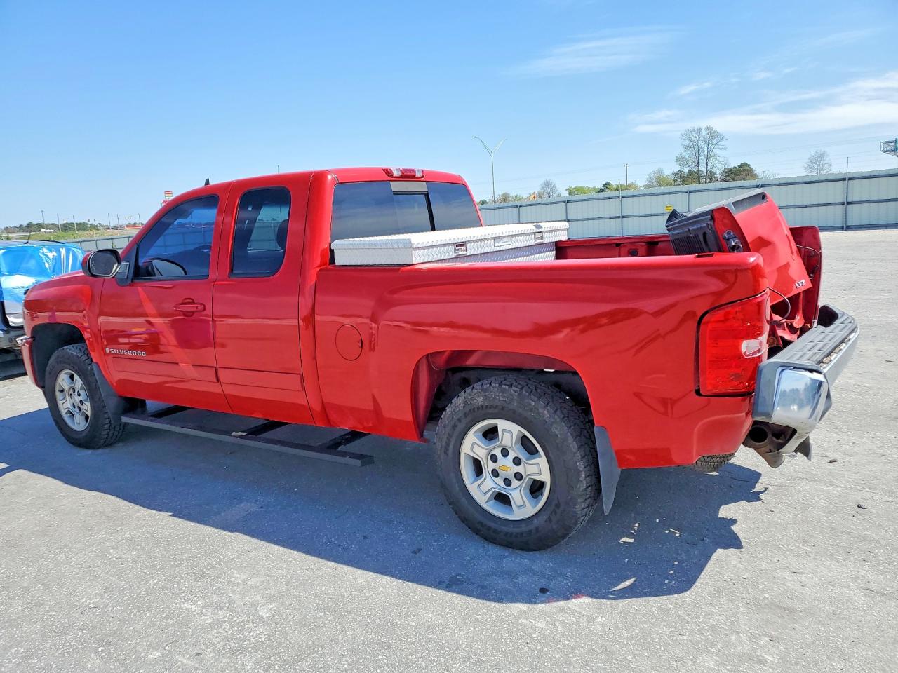 2008 Chevrolet Silverado C1500 Red vin: 1GCEC19J98Z329883
