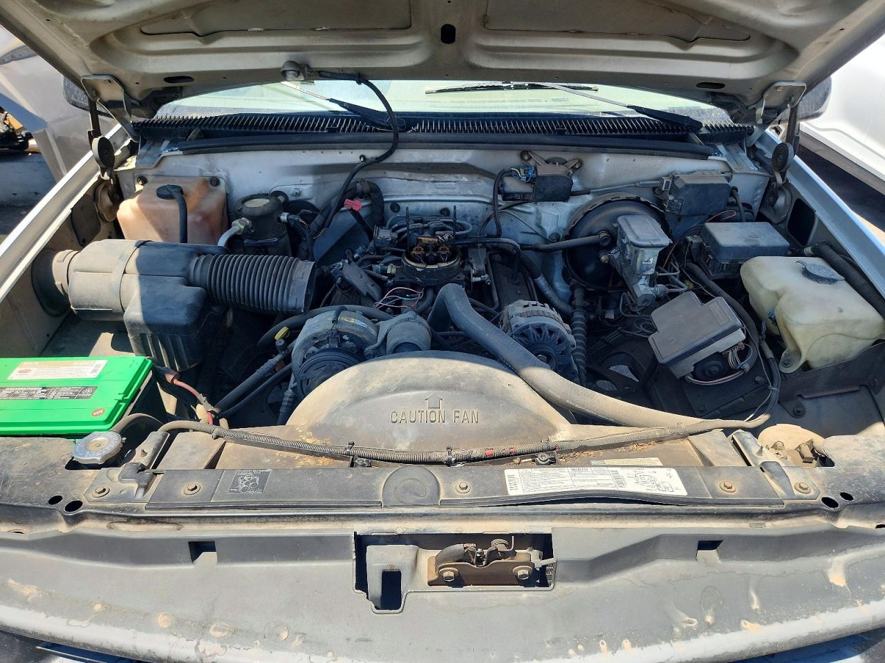 1995 Chevrolet Gmt-400 C1500 Silver vin: 1GCEC19K0SE205976