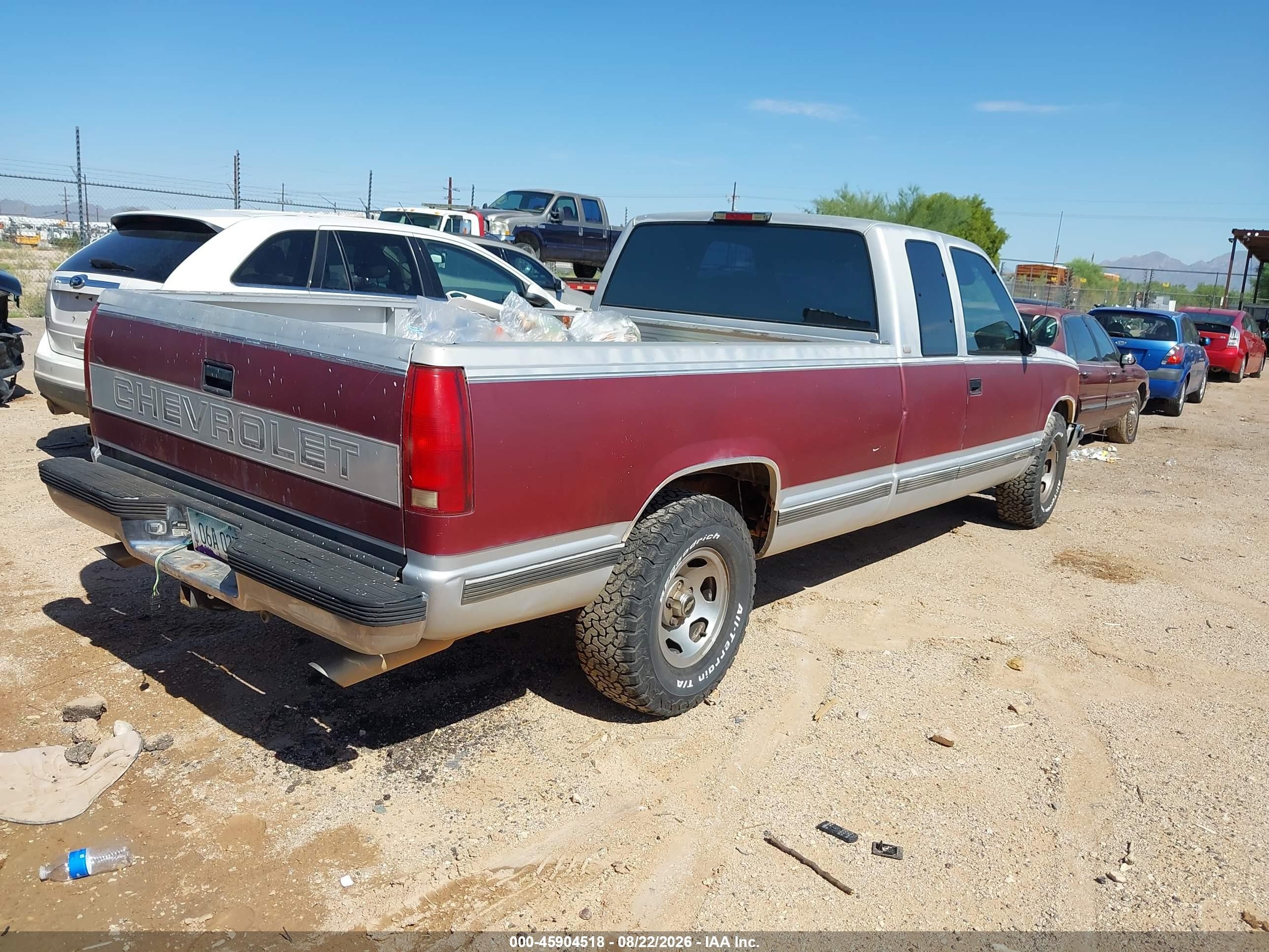 1994 Chevrolet Gmt-400 C1500 Red vin: 1GCEC19K1RE217337