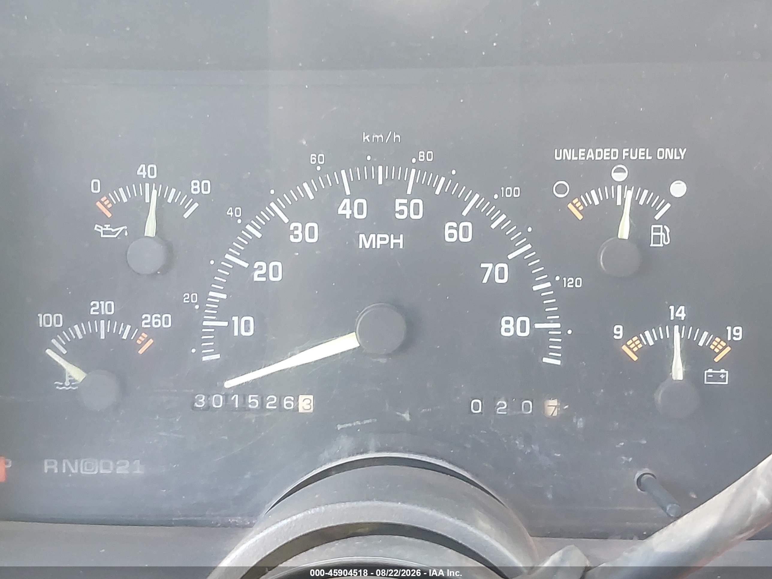 1994 Chevrolet Gmt-400 C1500 Red vin: 1GCEC19K1RE217337