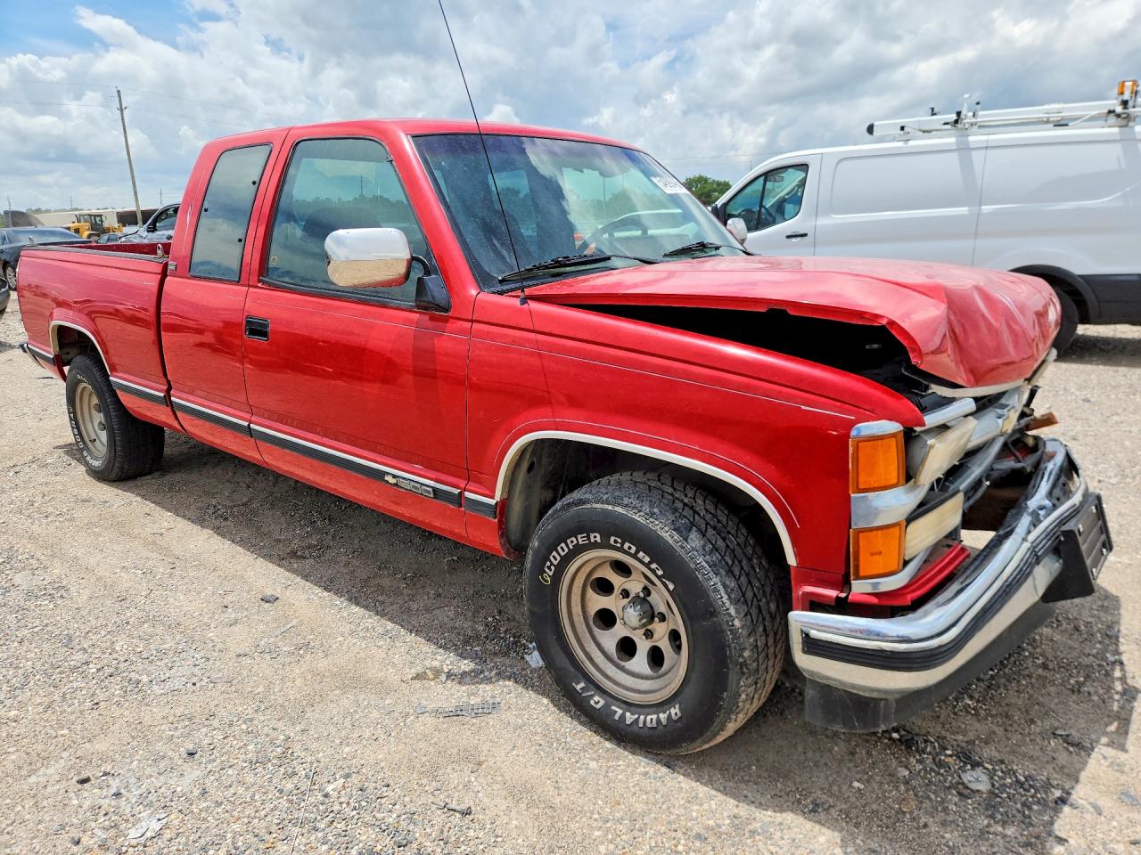 1994 Chevrolet Gmt-400 C1500 Red vin: 1GCEC19K9RE120578