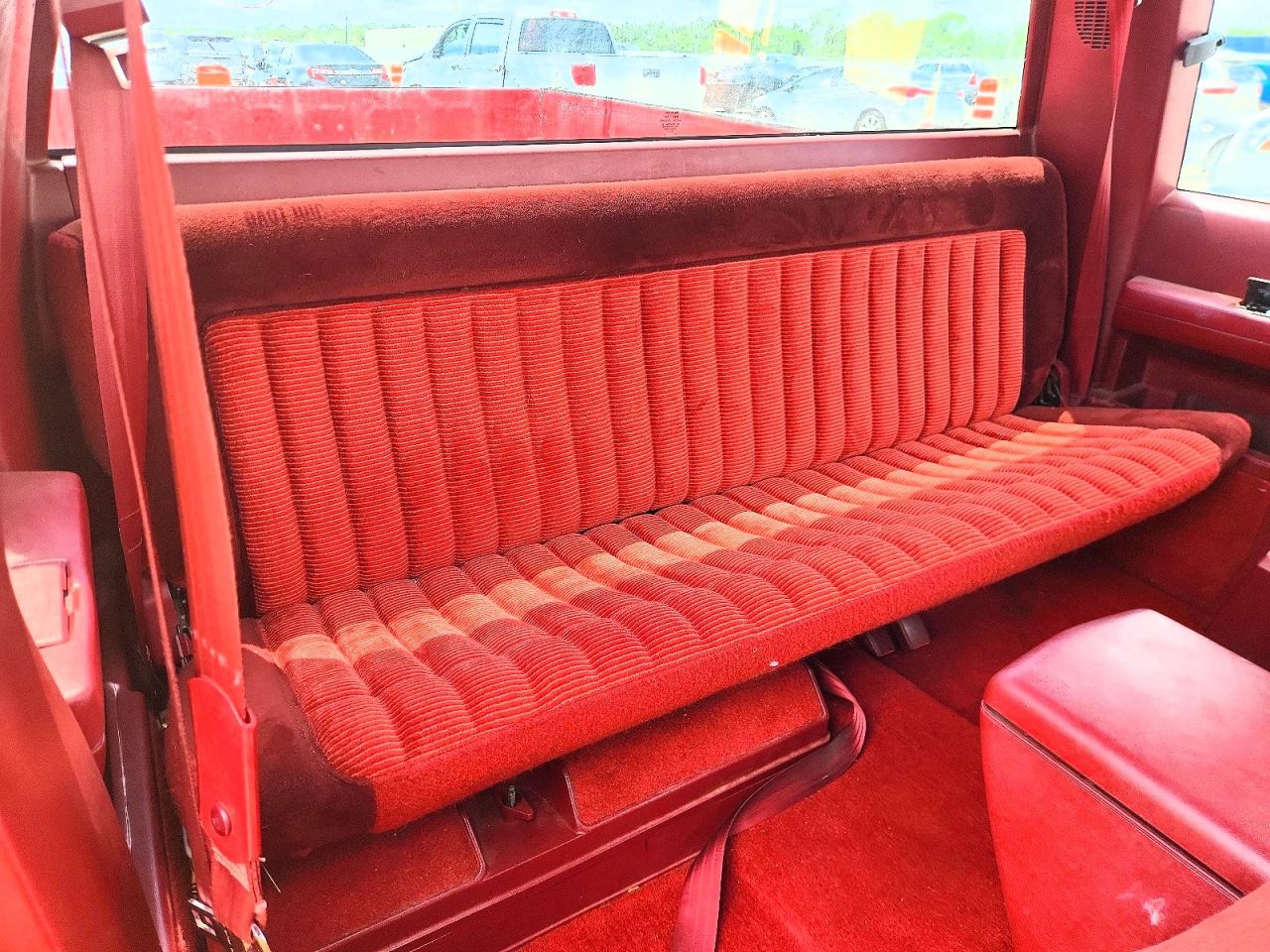 1994 Chevrolet Gmt-400 C1500 Red vin: 1GCEC19K9RE120578