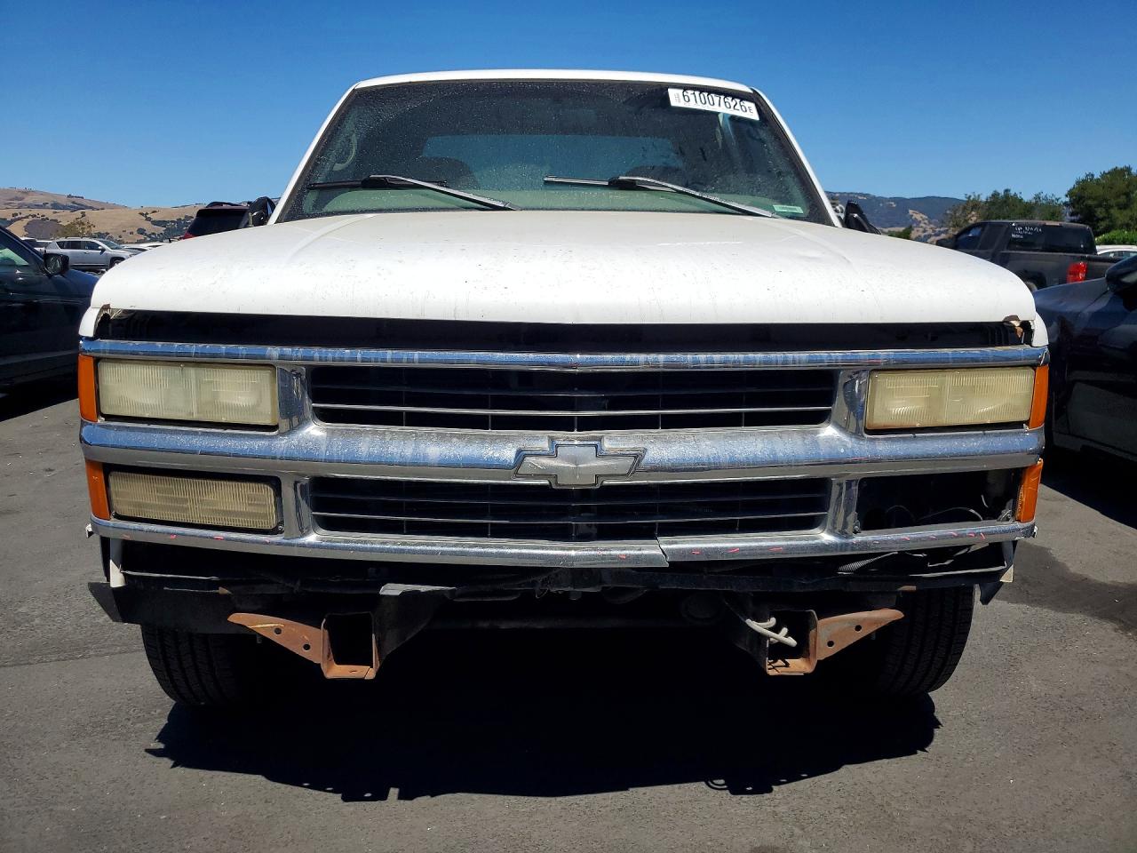 1997 Chevrolet Gmt-400 C1500 White vin: 1GCEC19M3VE206805