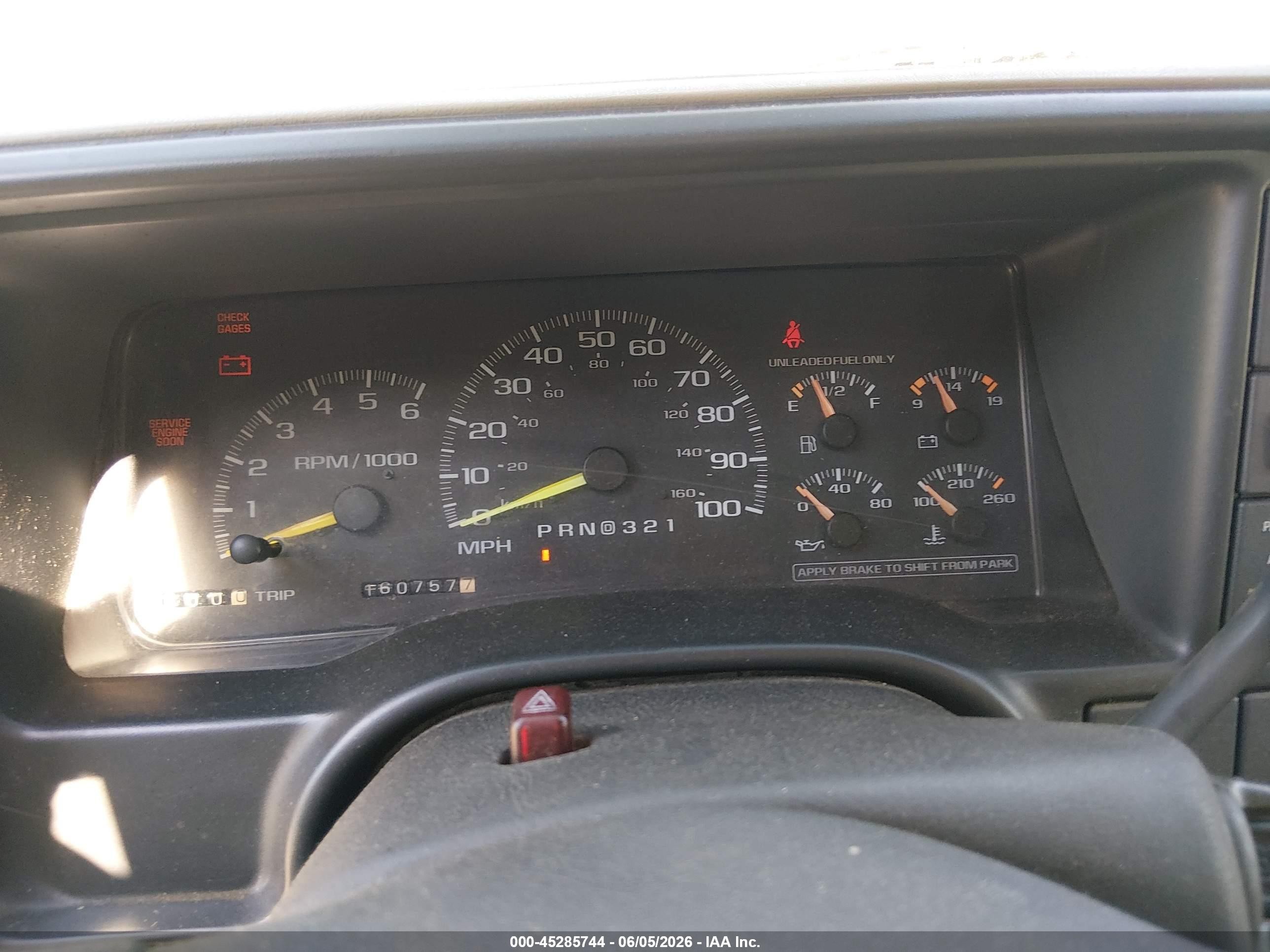 1998 Chevrolet C1500 Fleetside Green vin: 1GCEC19M4WE227986