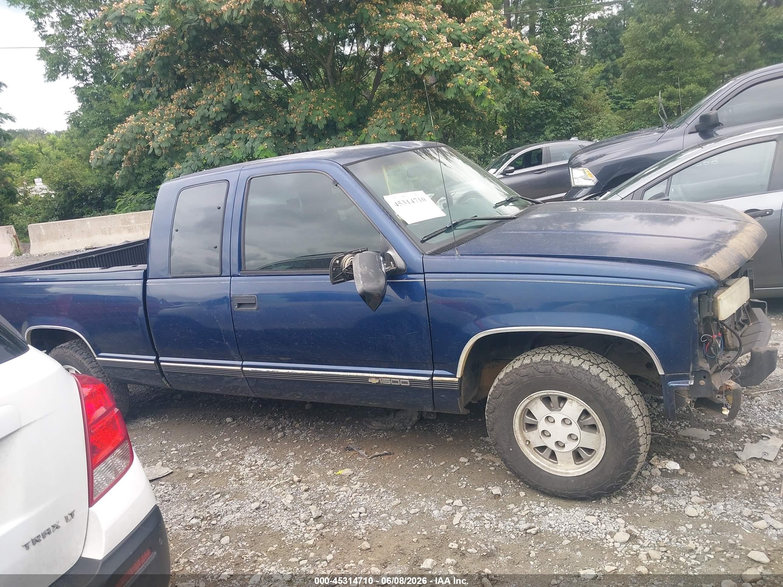 1996 Chevrolet Gmt-400 C1500 Blue vin: 1GCEC19M5TE114995