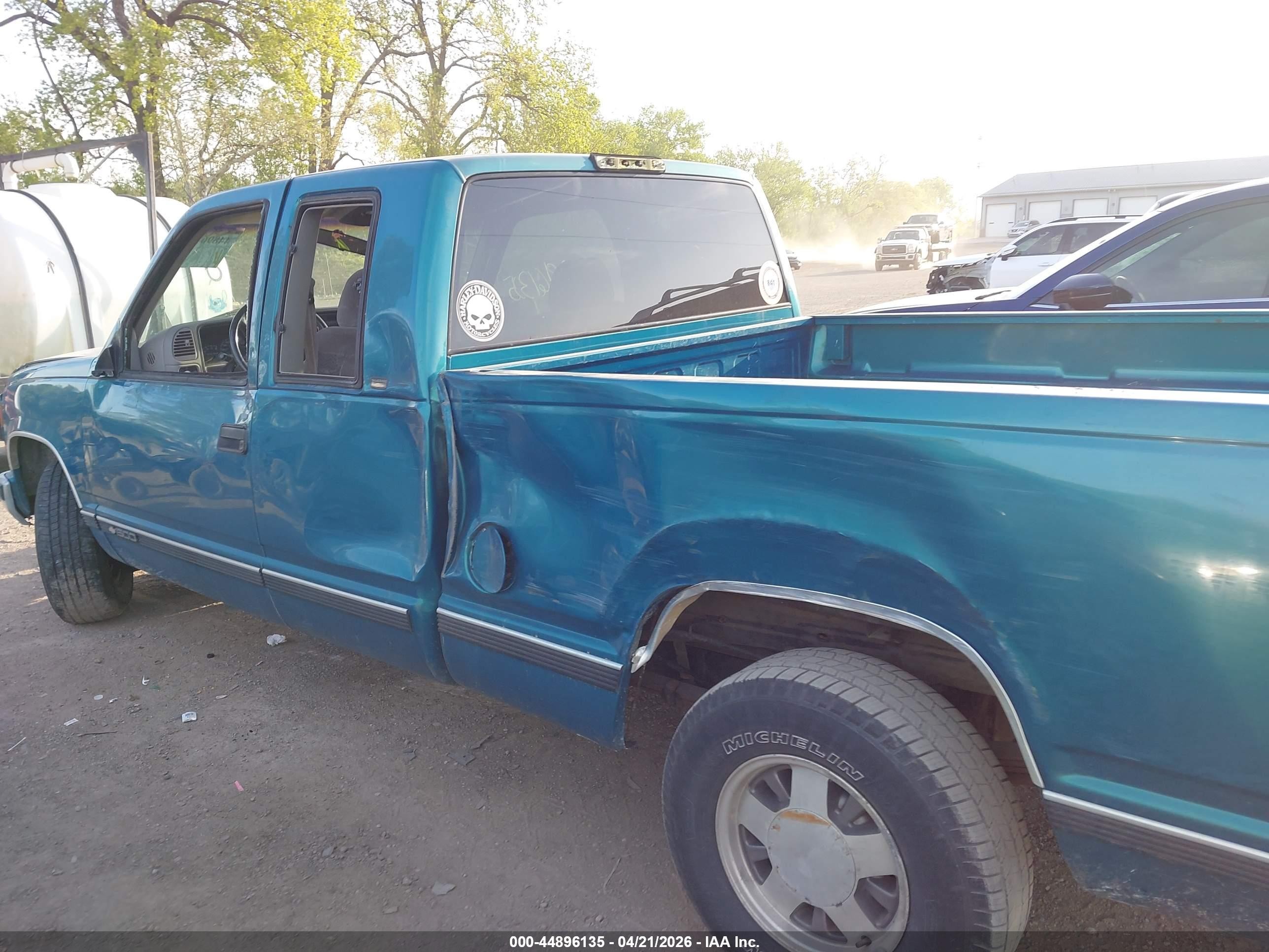 1998 Chevrolet C1500 Fleetside/sportside Бирюзовый vin: 1GCEC19M5WE235630