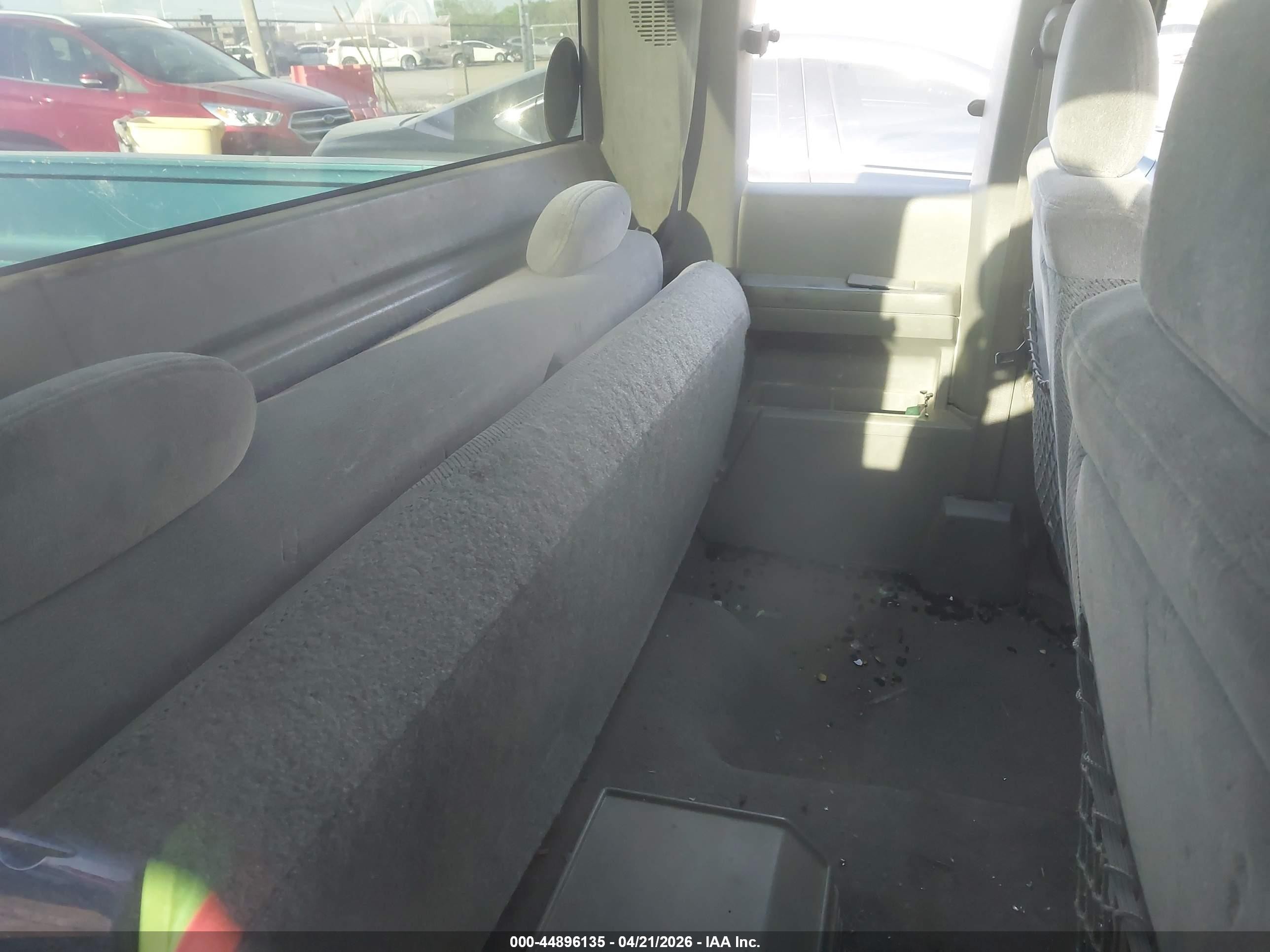 1998 Chevrolet C1500 Fleetside/sportside Бирюзовый vin: 1GCEC19M5WE235630