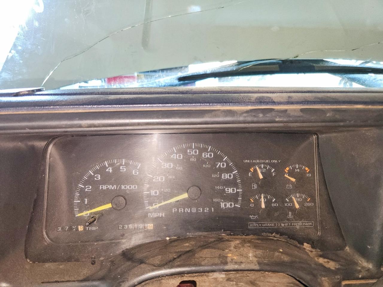 1997 Chevrolet Gmt-400 C1500 Белый vin: 1GCEC19M8VE107266
