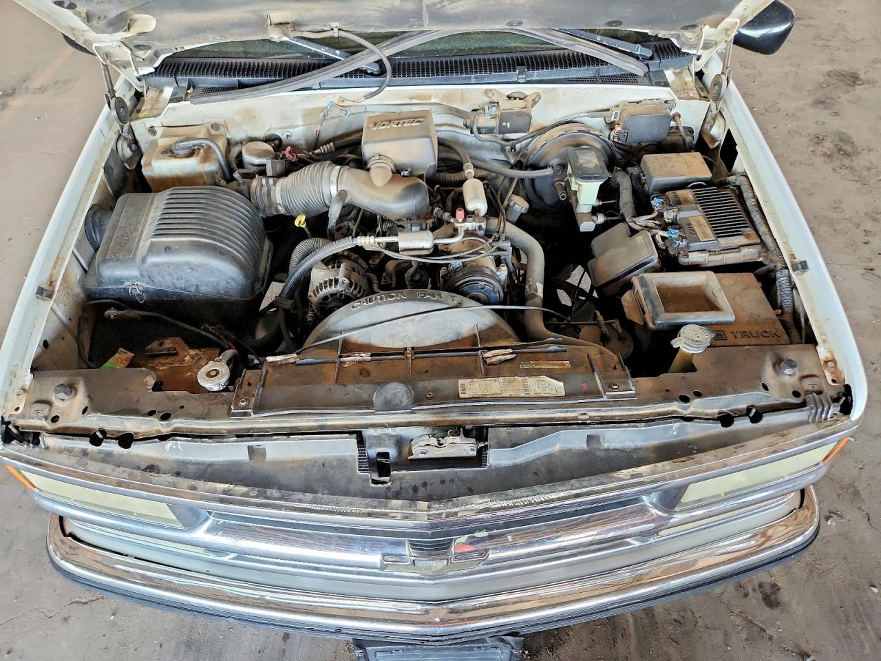 1997 Chevrolet Gmt-400 C1500 Белый vin: 1GCEC19M8VE107266