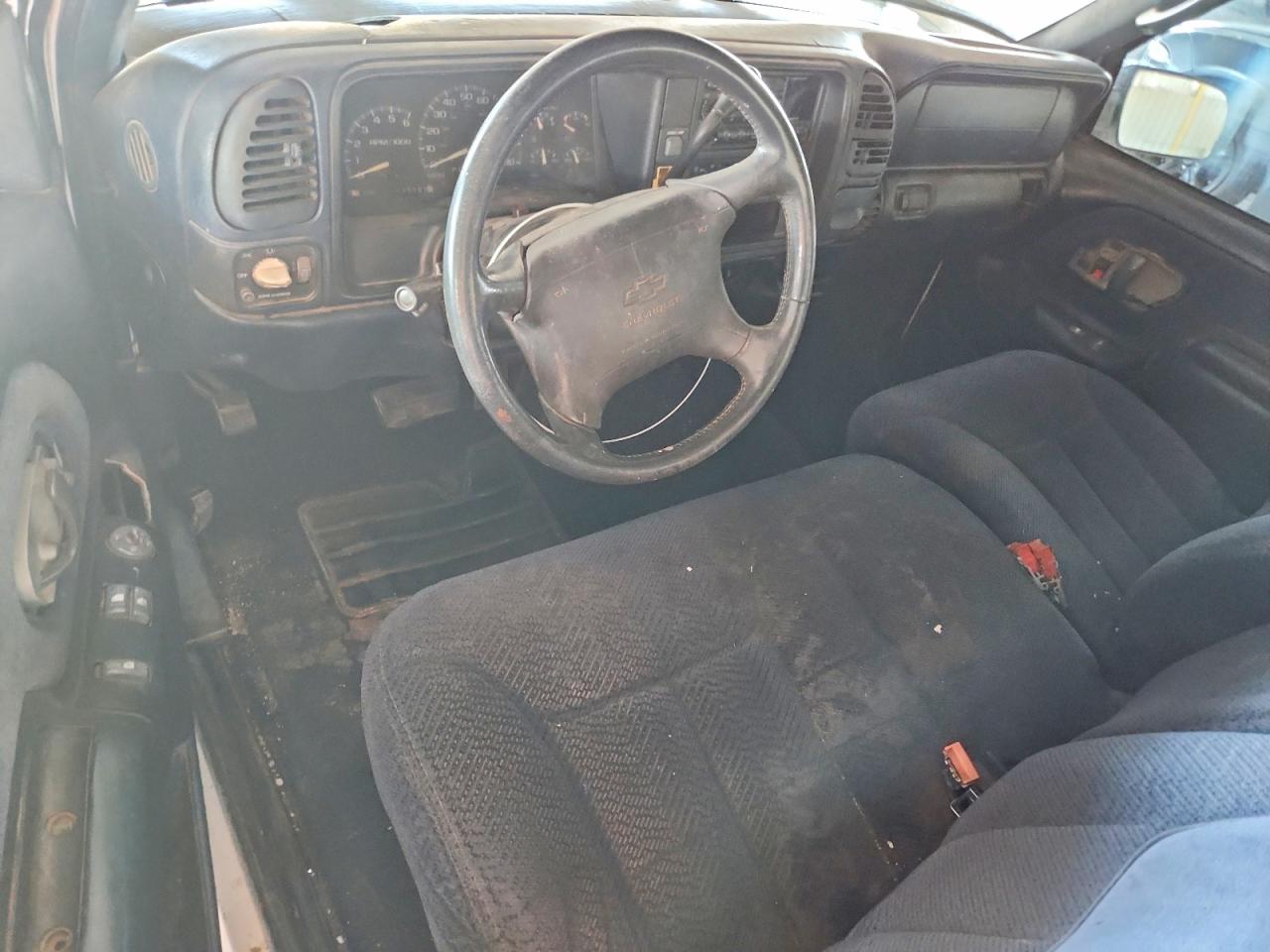 1997 Chevrolet Gmt-400 C1500 Белый vin: 1GCEC19M8VE107266