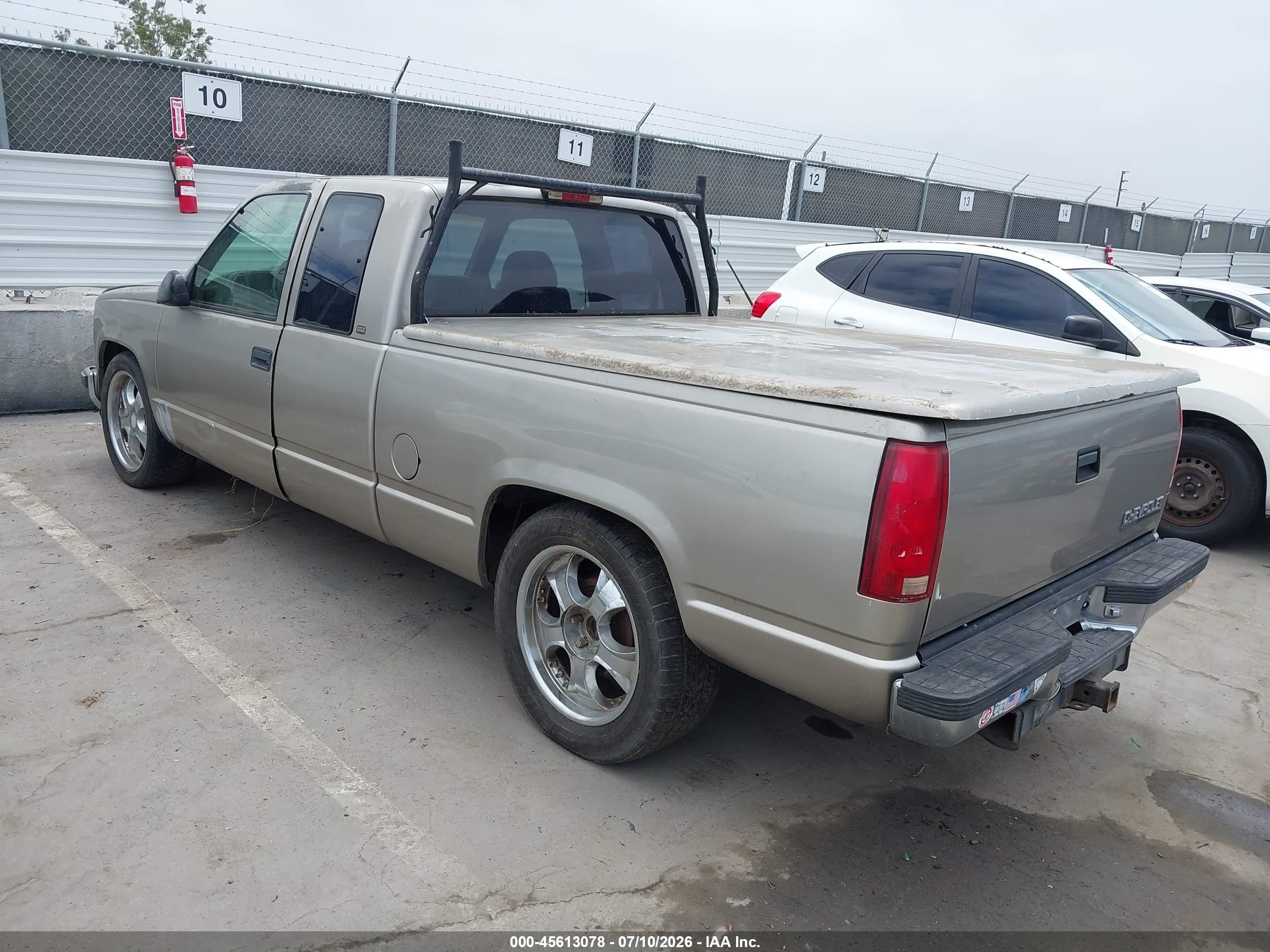 1998 Chevrolet C/k 1500 Fleetside Gray vin: 1GCEC19M8WE251014