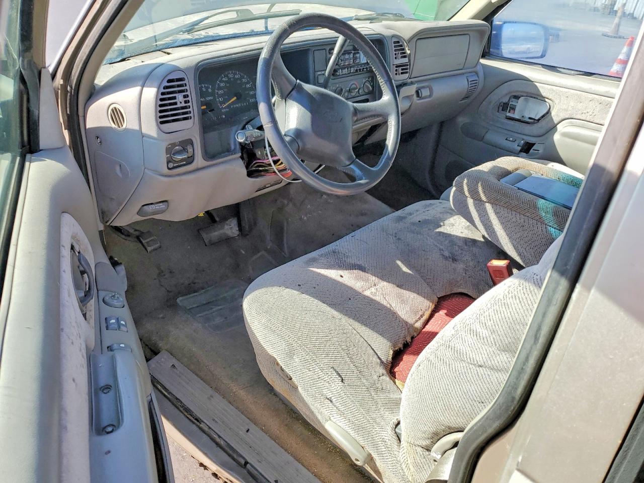 1998 Chevrolet Gmt-400 C1500 Tan vin: 1GCEC19MXWR153806