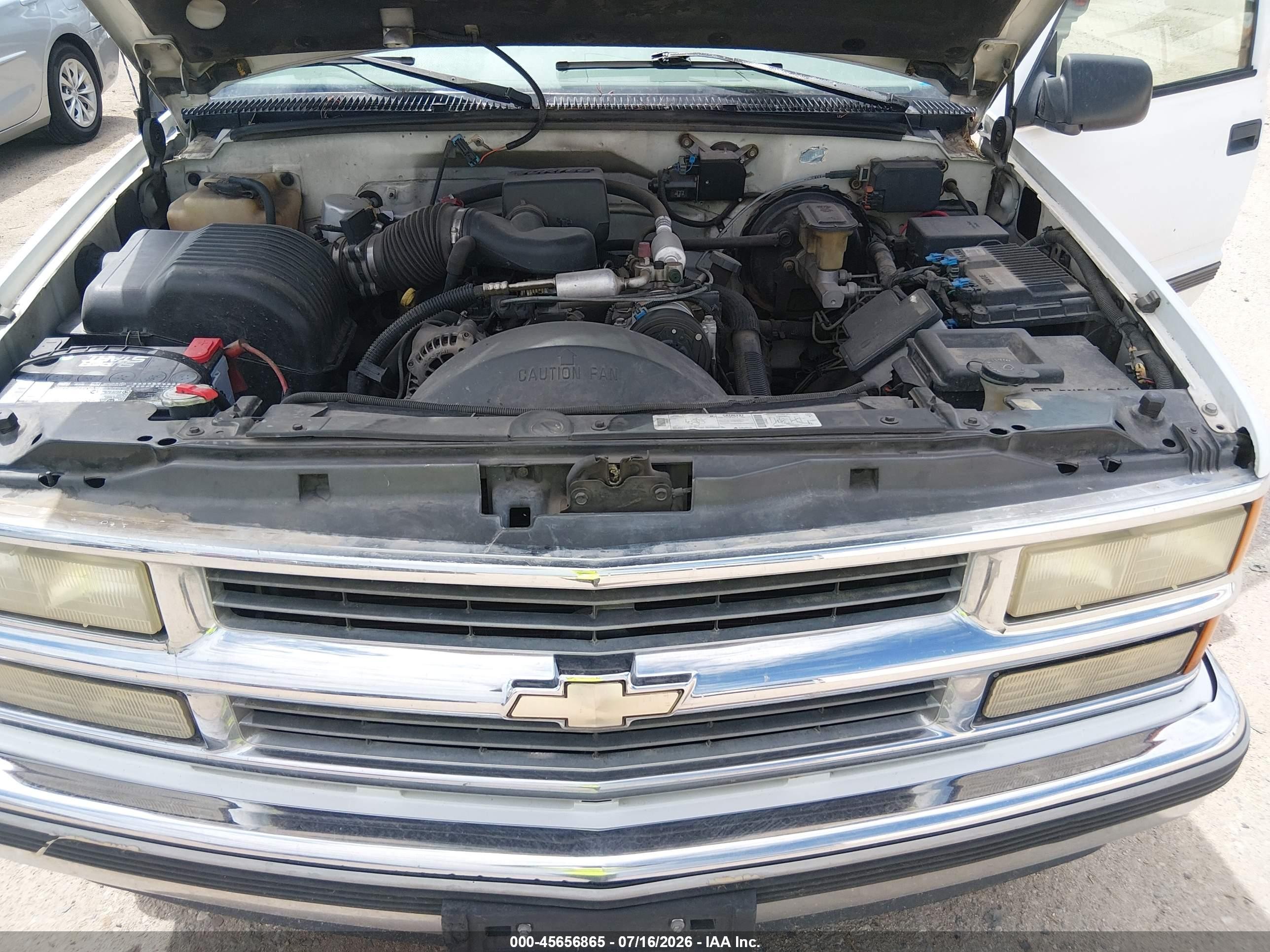 1997 Chevrolet C1500 Fleetside White vin: 1GCEC19R0VE126731