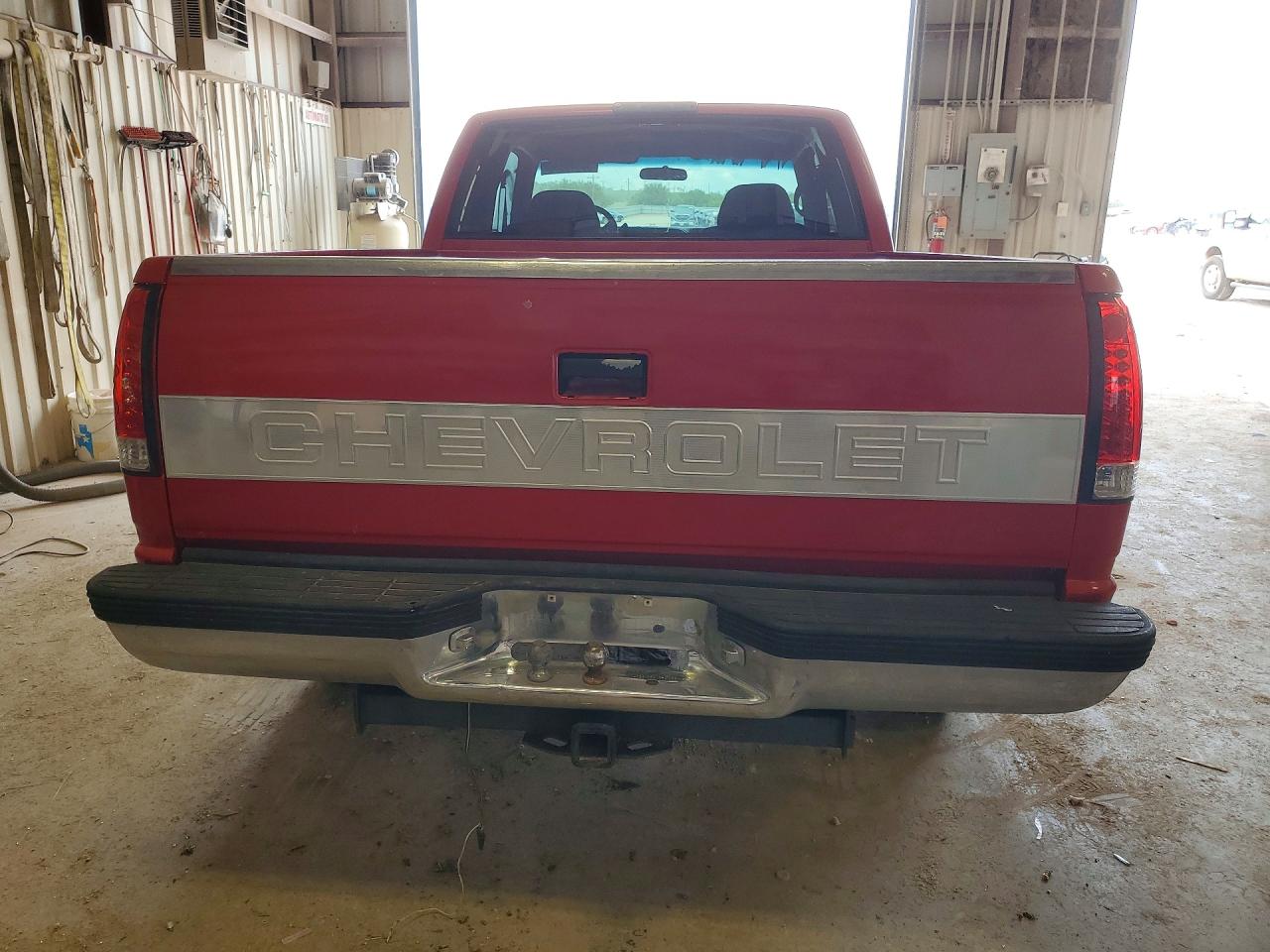 1996 Chevrolet Gmt-400 C1500 Red vin: 1GCEC19R1TE122264