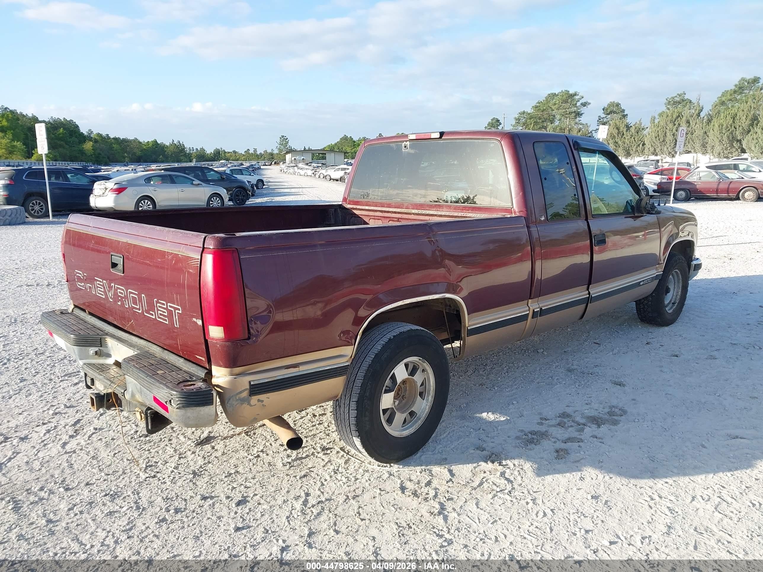 1999 Chevrolet C1500 Ls Бордовый vin: 1GCEC19R2XR113118