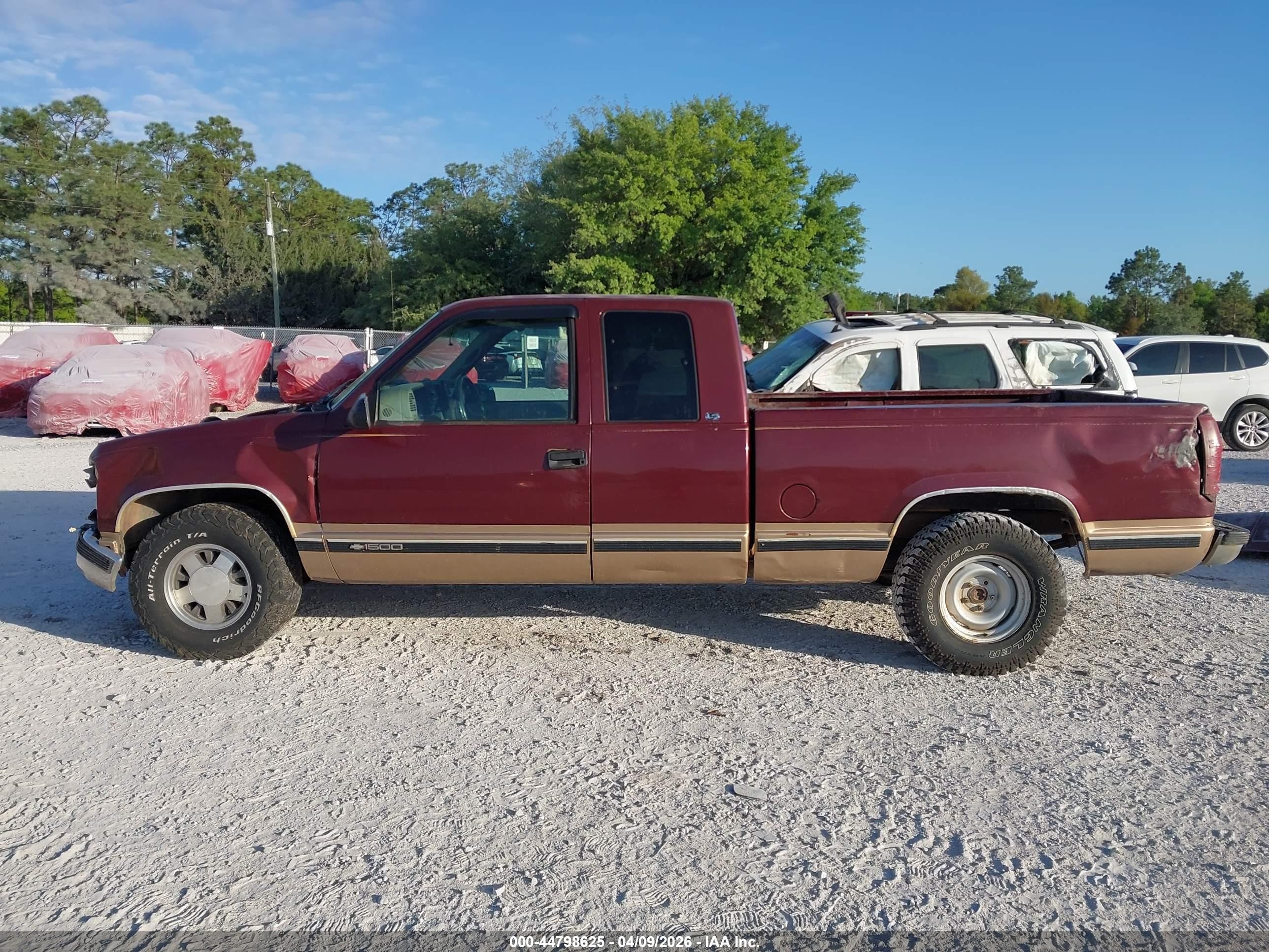 1999 Chevrolet C1500 Ls Бордовый vin: 1GCEC19R2XR113118