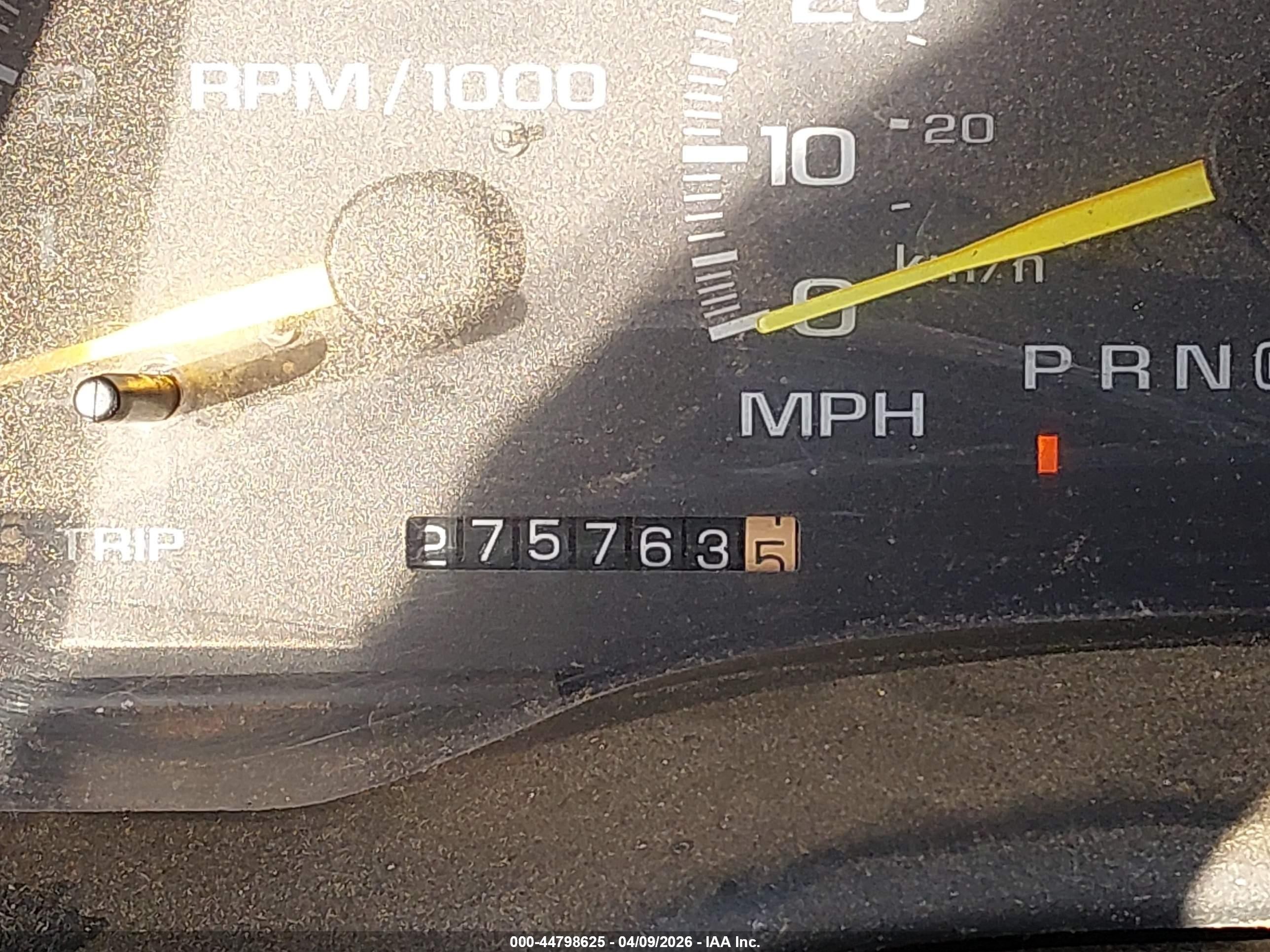 1999 Chevrolet C1500 Ls Бордовый vin: 1GCEC19R2XR113118