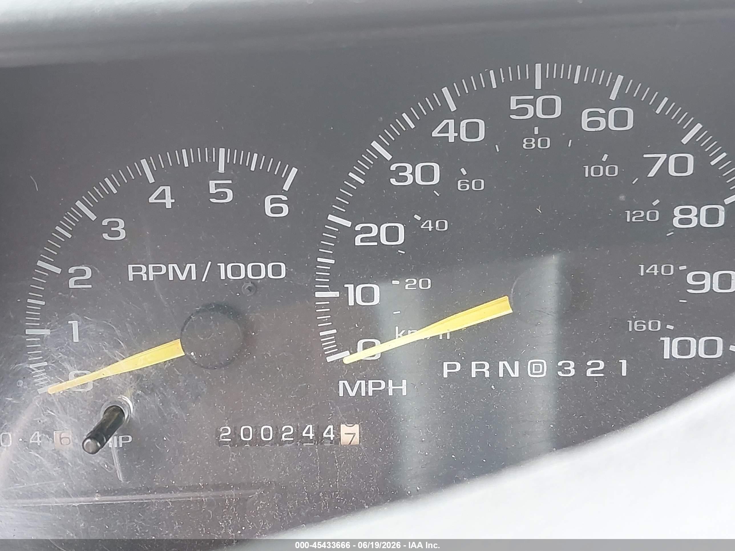 1997 Chevrolet Silverado Pick-up C1500 Red vin: 1GCEC19R3BE155298