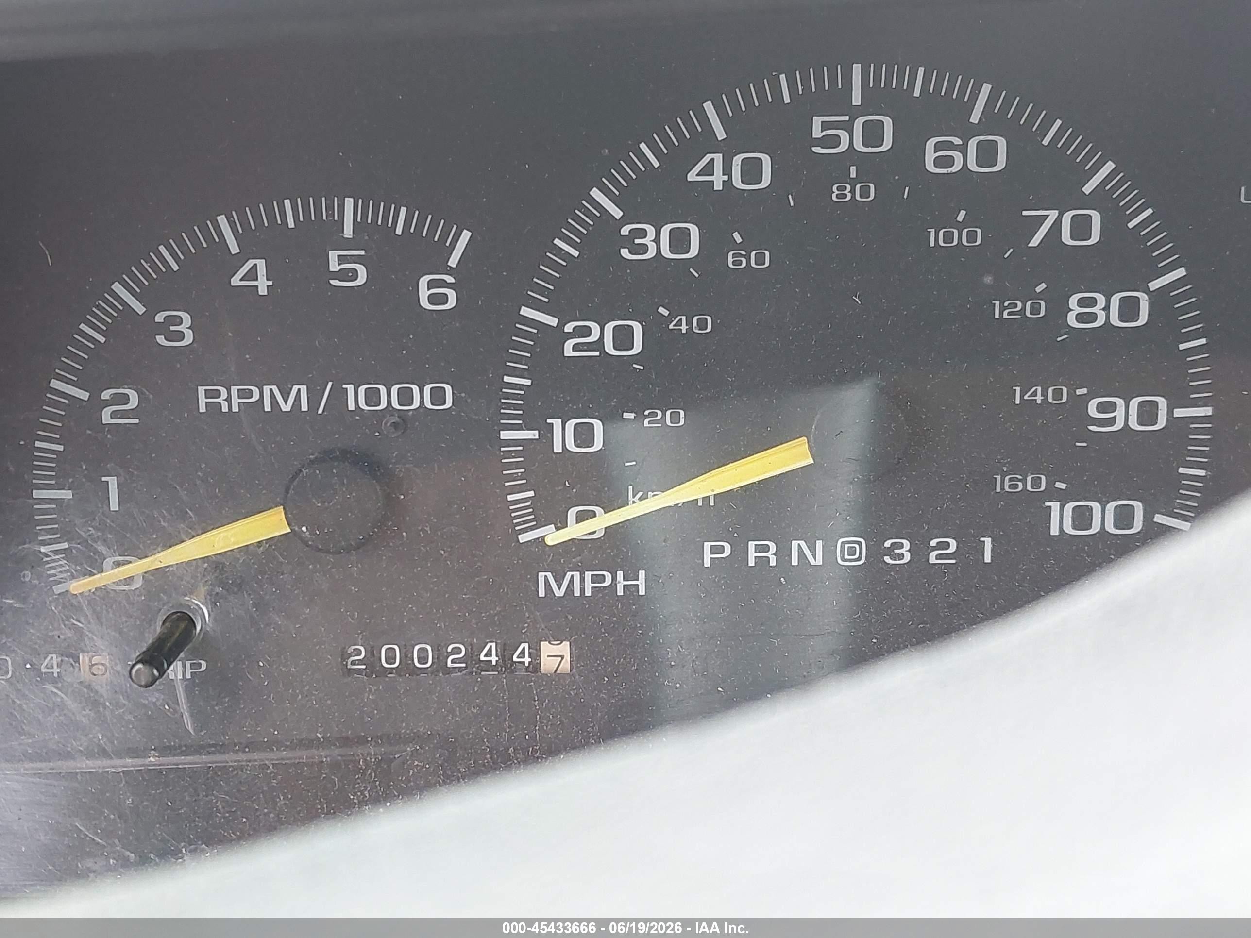 1997 Chevrolet Silverado Pick-up C1500 Red vin: 1GCEC19R3BE155298