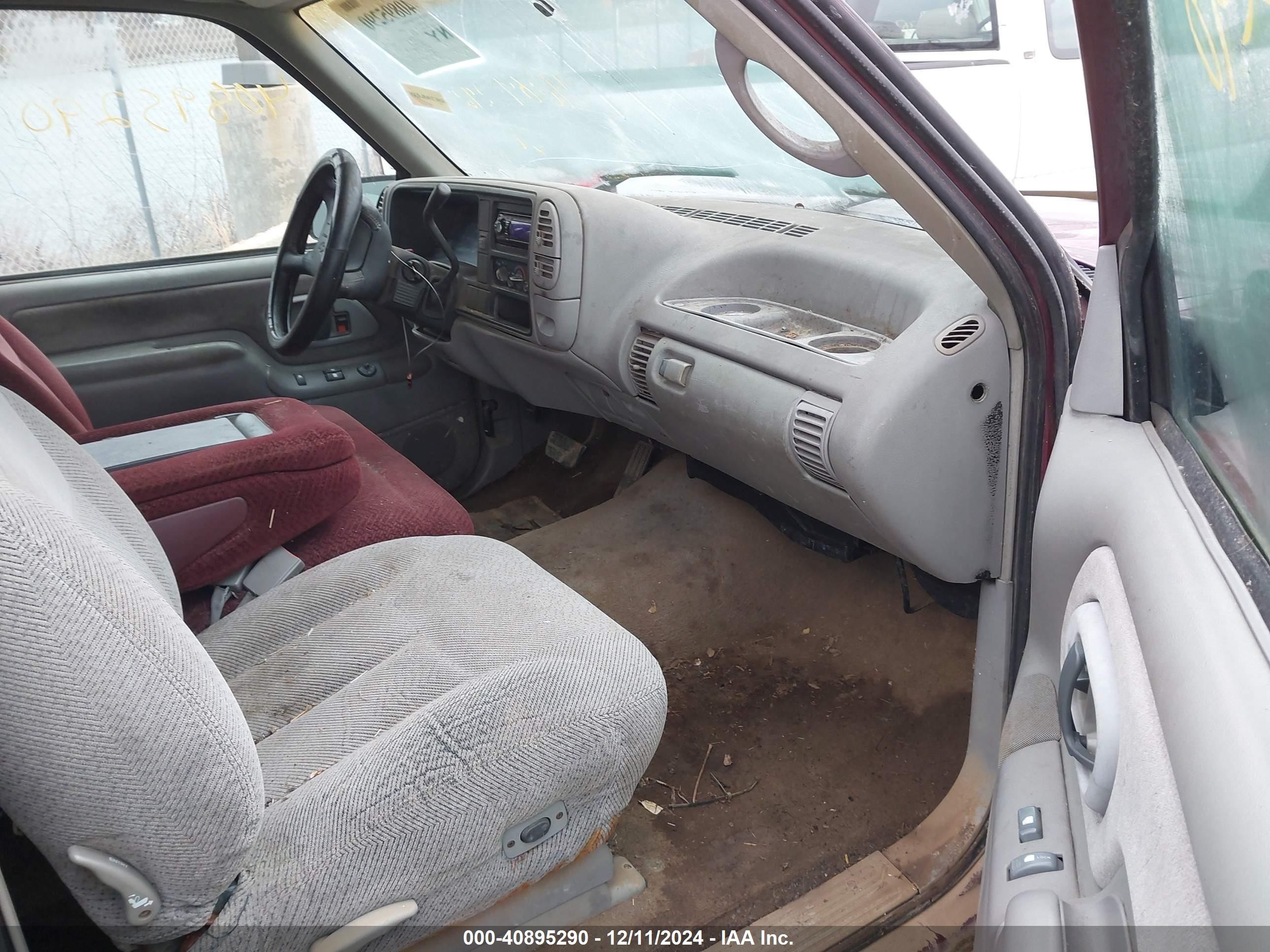 1996 Chevrolet Gmt-400 C1500 Maroon vin: 1GCEC19R4TE249008
