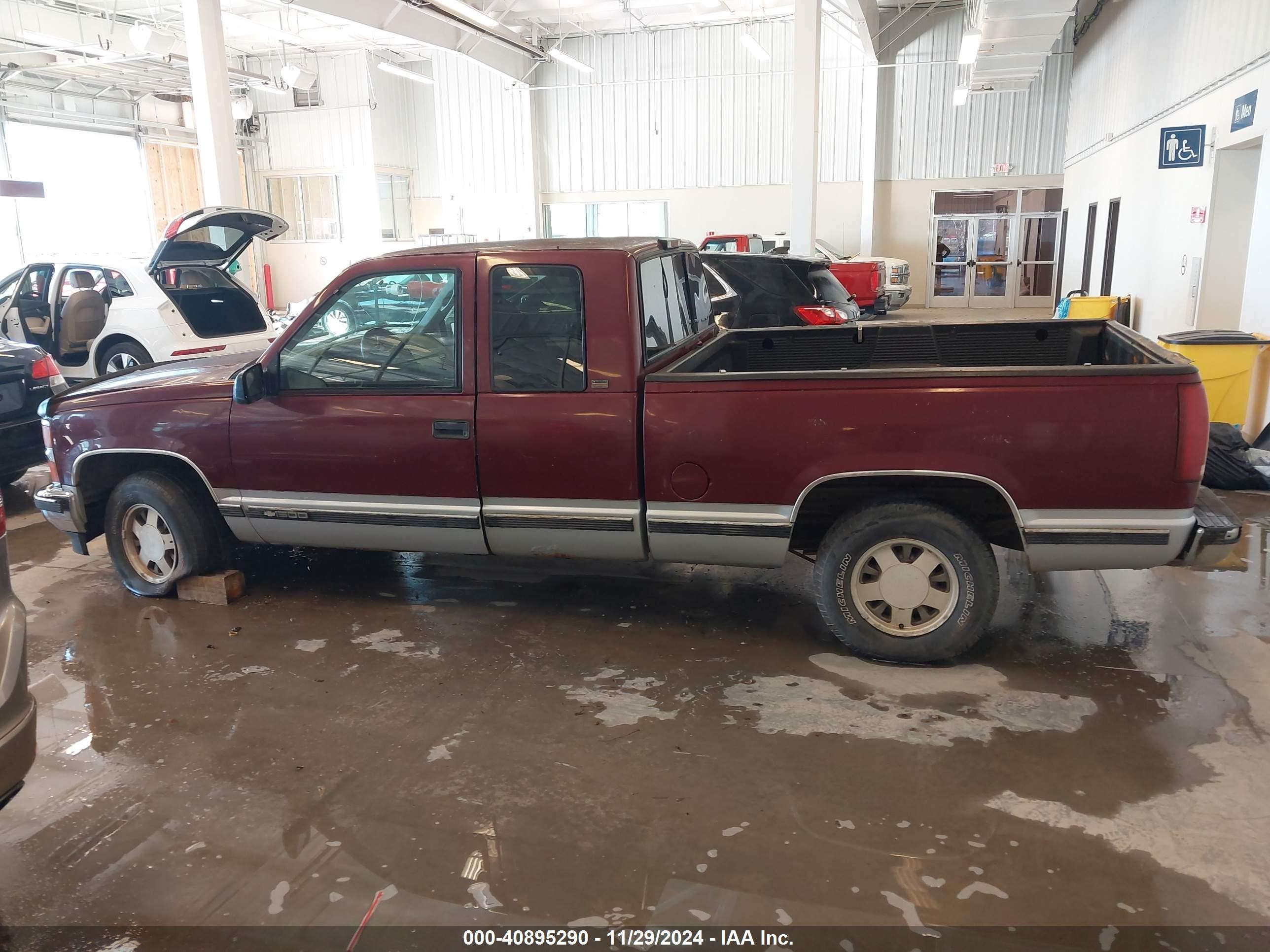 1996 Chevrolet Gmt-400 C1500 Maroon vin: 1GCEC19R4TE249008