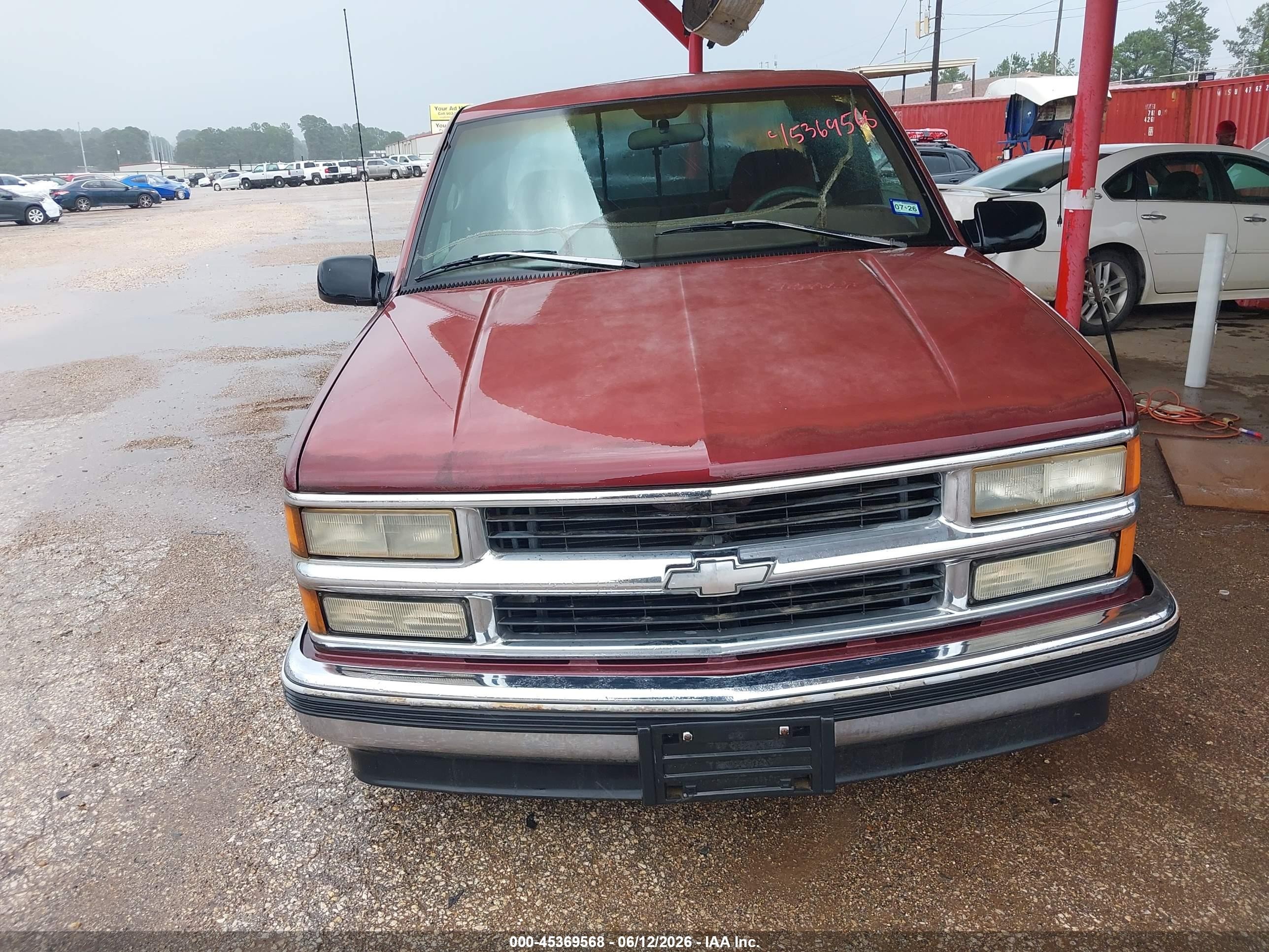 1997 Chevrolet C1500 Fleetside Red vin: 1GCEC19R4VE189752