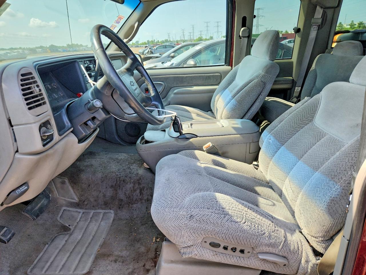 1997 Chevrolet Gmt-400 C1500 Two Tone vin: 1GCEC19R4VE203441