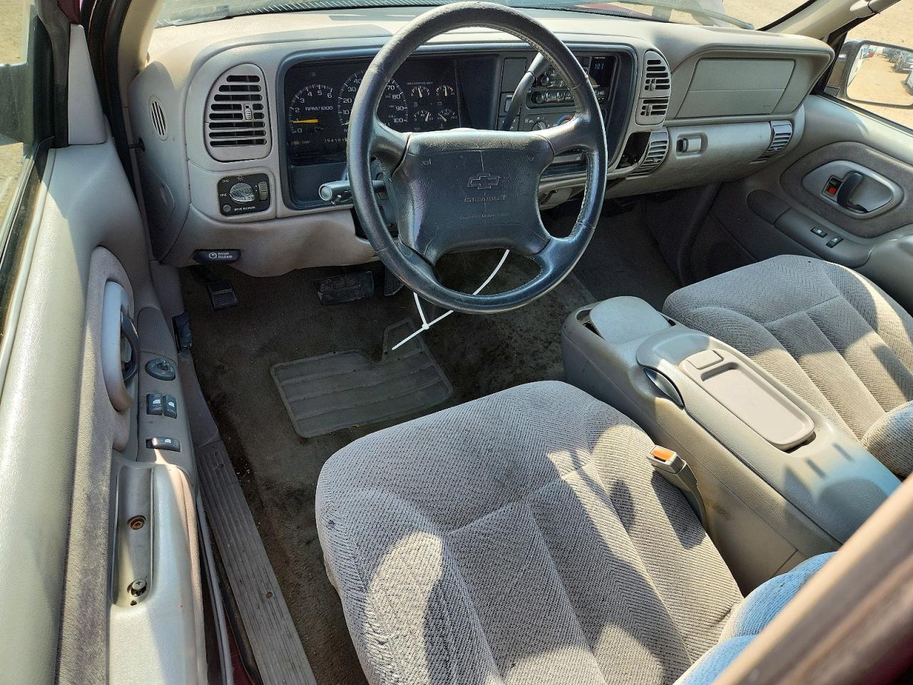 1997 Chevrolet Gmt-400 C1500 Two Tone vin: 1GCEC19R4VE203441