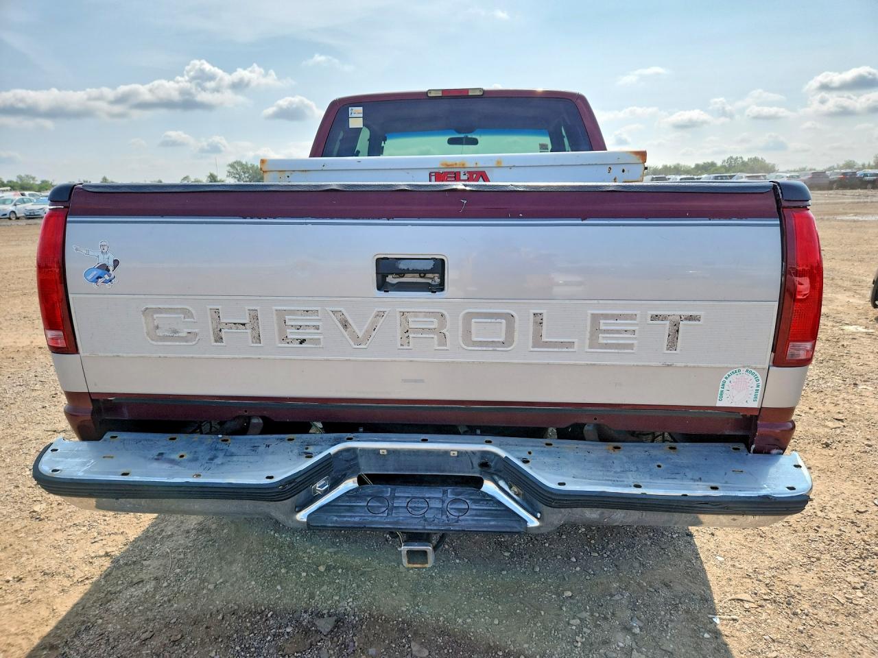 1997 Chevrolet Gmt-400 C1500 Two Tone vin: 1GCEC19R4VE203441