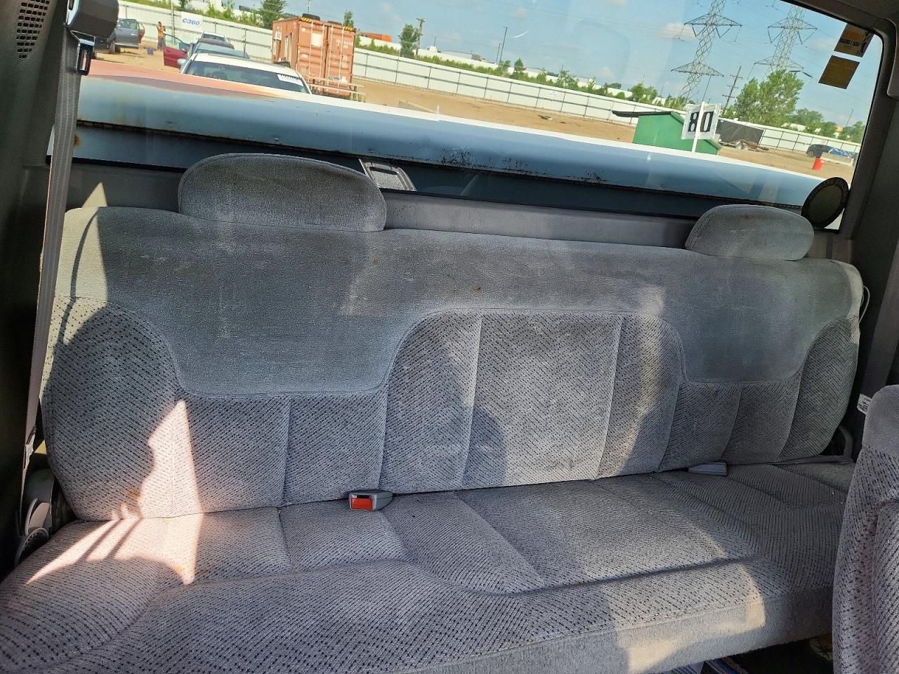 1997 Chevrolet Gmt-400 C1500 Two Tone vin: 1GCEC19R4VE203441