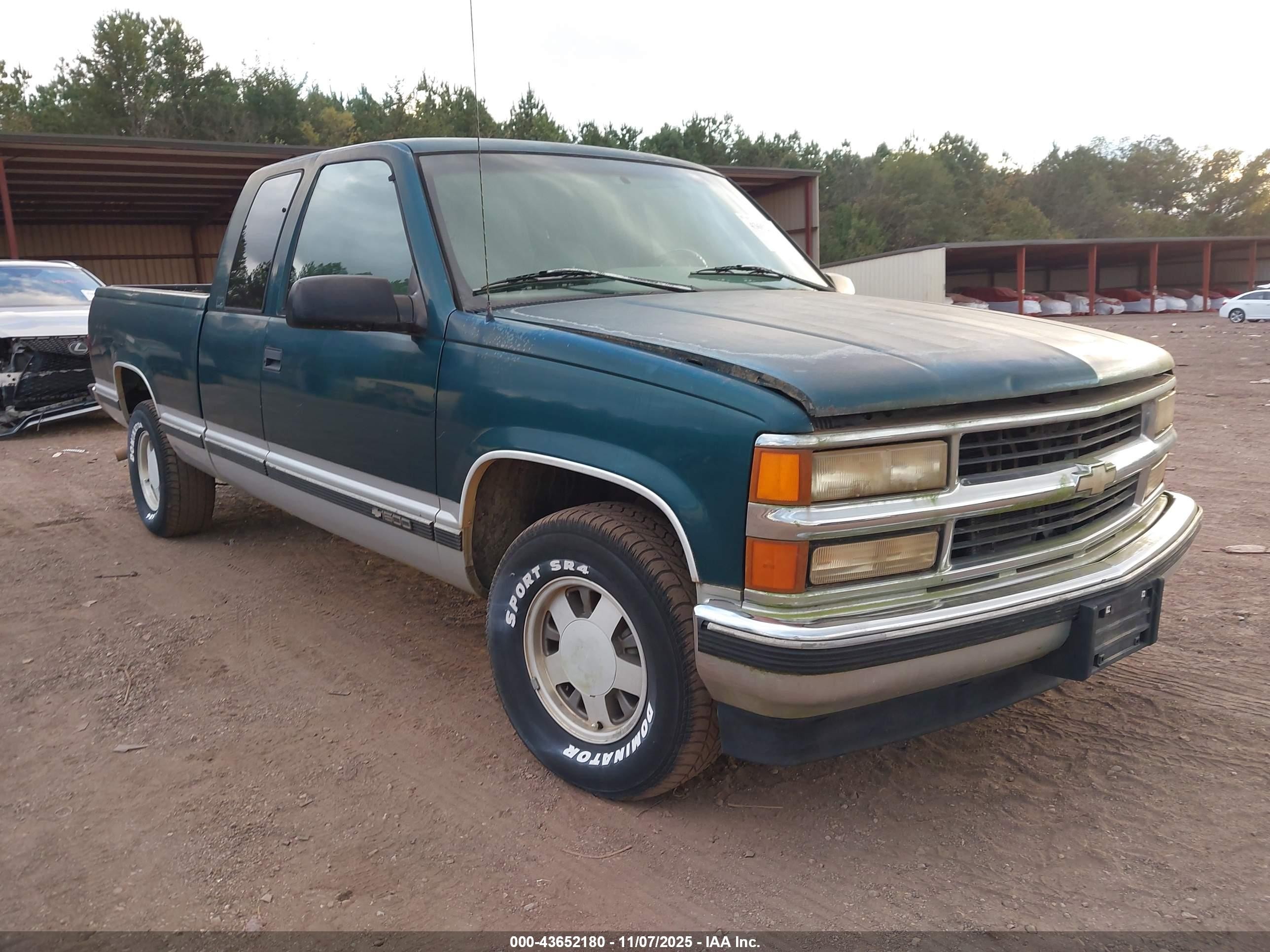 1GCEC19R5TE235084
