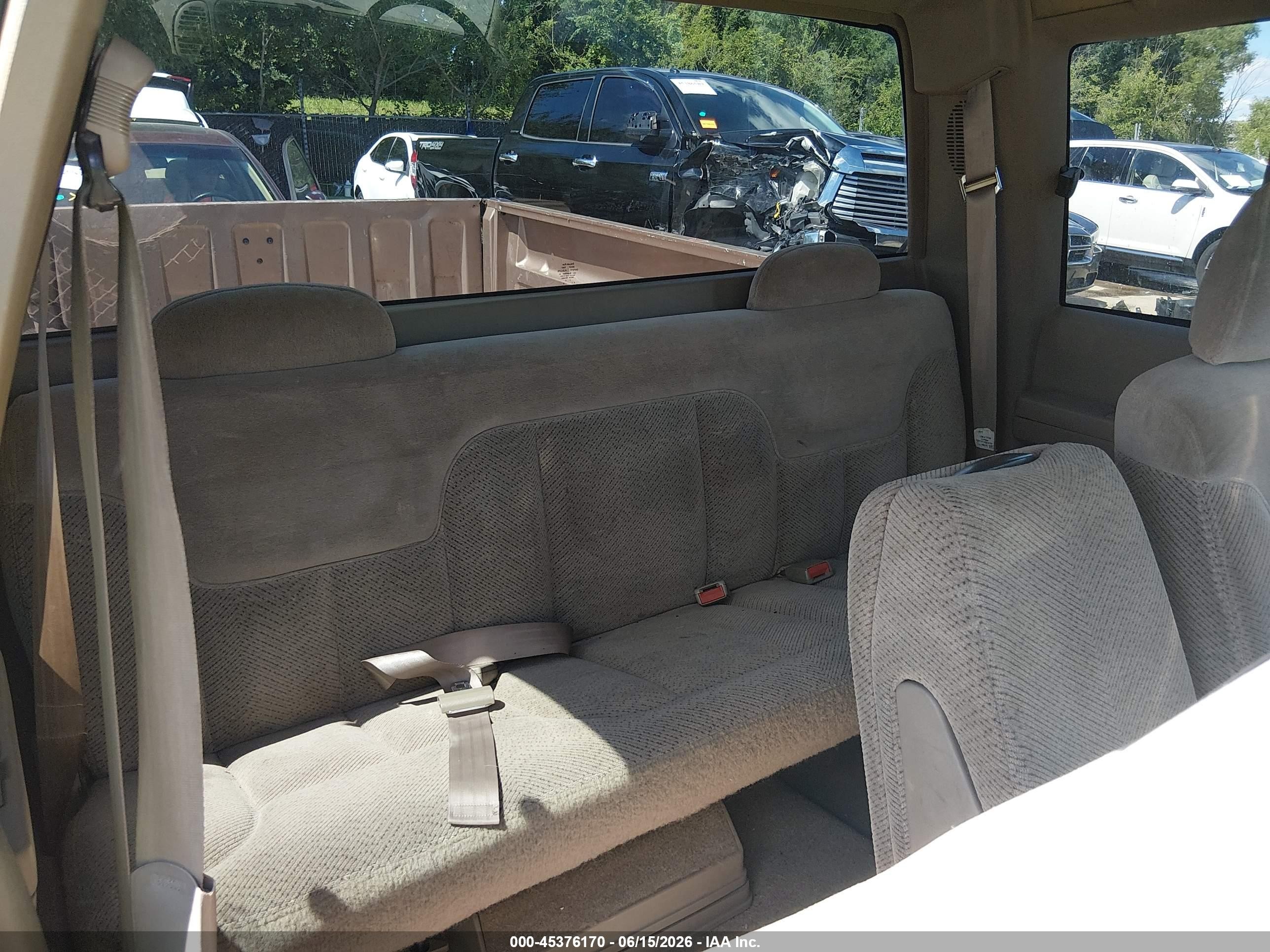 1996 Chevrolet Gmt-400 C1500 Beige vin: 1GCEC19R6TE211764
