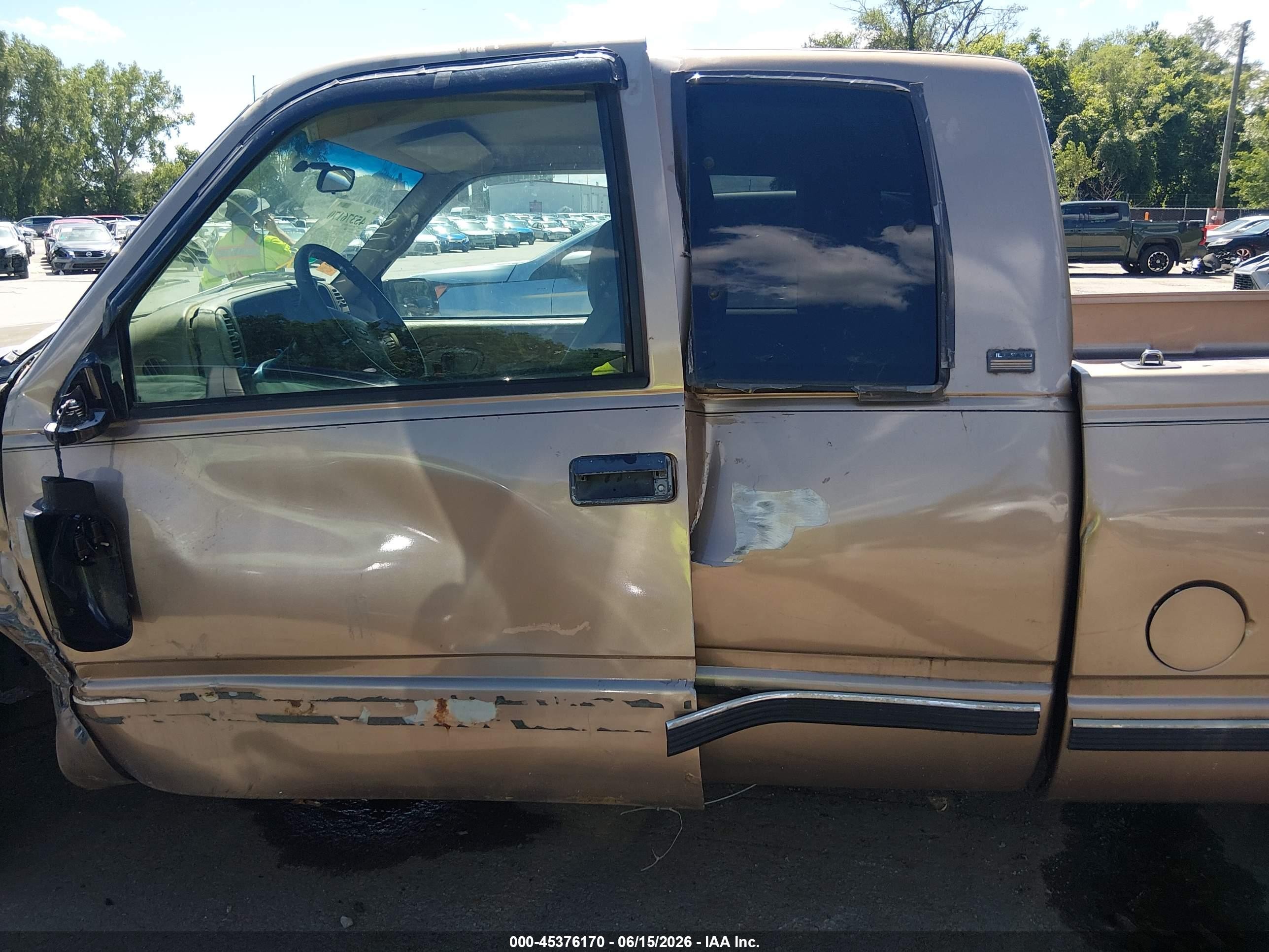 1996 Chevrolet Gmt-400 C1500 Beige vin: 1GCEC19R6TE211764