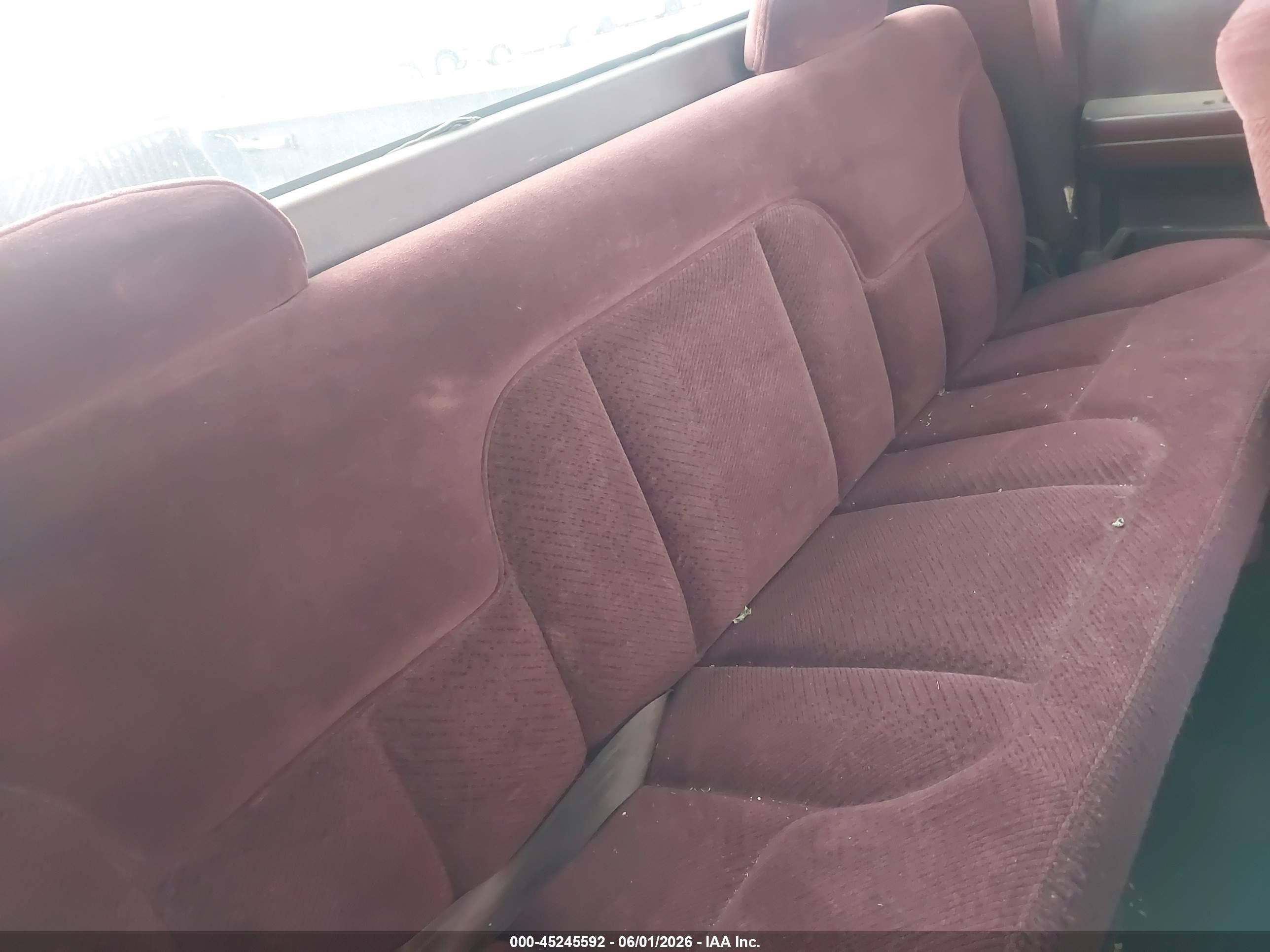 1997 Chevrolet C1500 Fleetside Burgundy vin: 1GCEC19R6VE220709