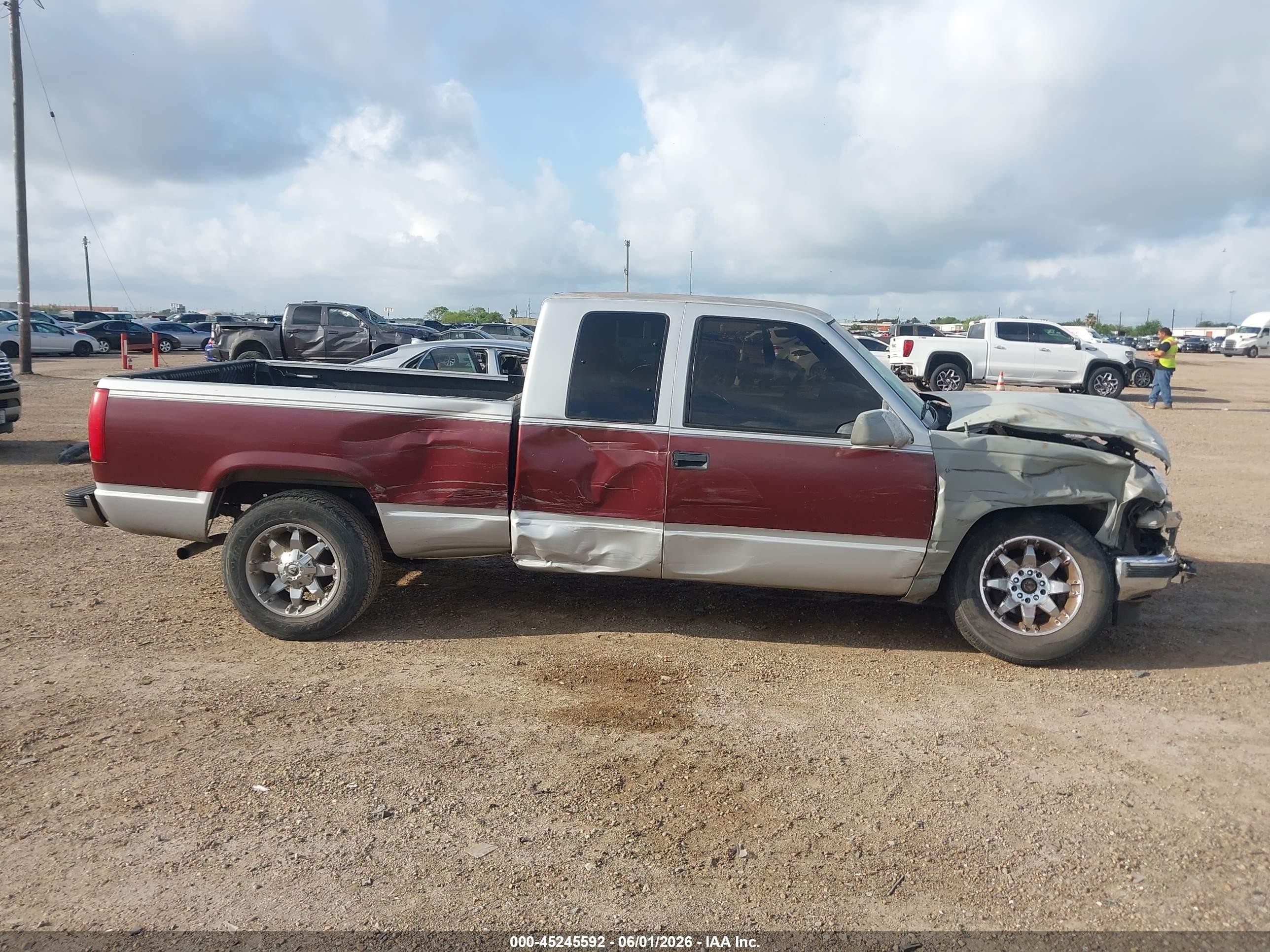 1997 Chevrolet C1500 Fleetside Burgundy vin: 1GCEC19R6VE220709
