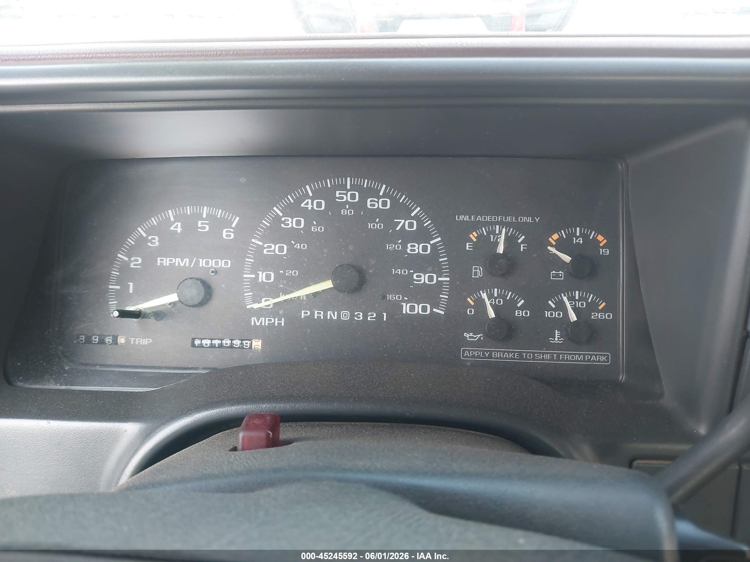 1997 Chevrolet C1500 Fleetside Burgundy vin: 1GCEC19R6VE220709