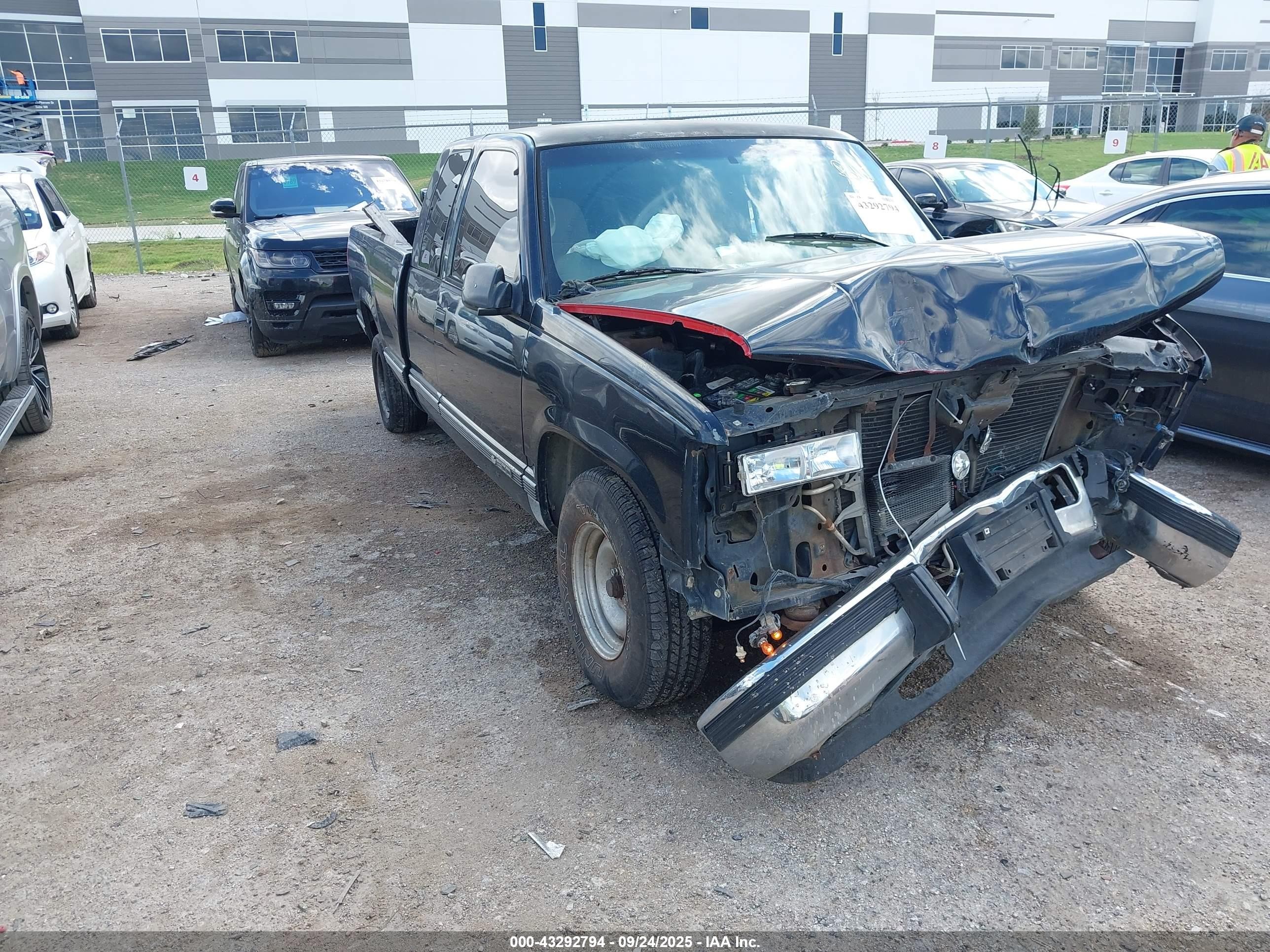 1997 Chevrolet C1500 Fleetside Черный vin: 1GCEC19R9VE205816