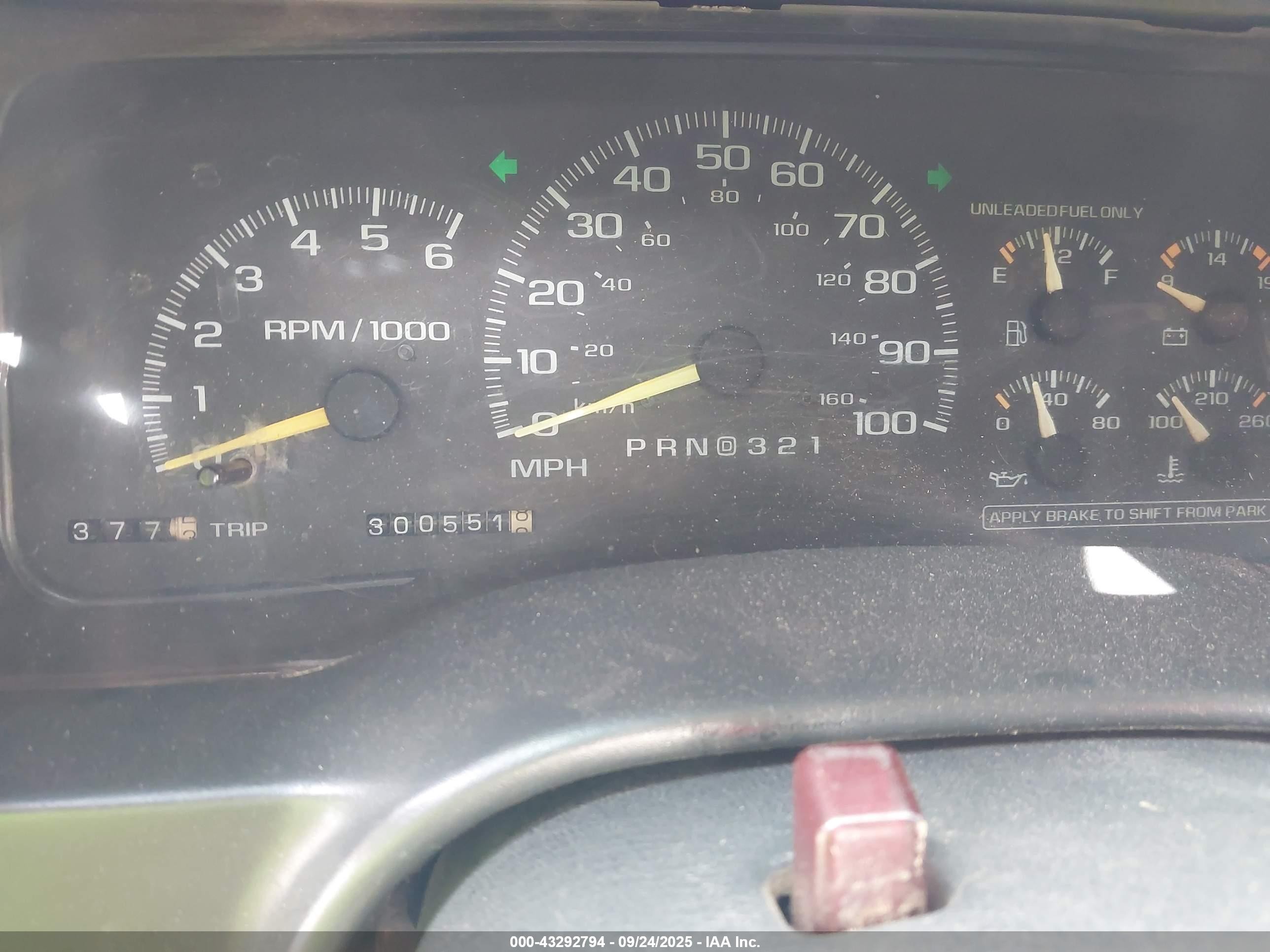 1997 Chevrolet C1500 Fleetside Black vin: 1GCEC19R9VE205816