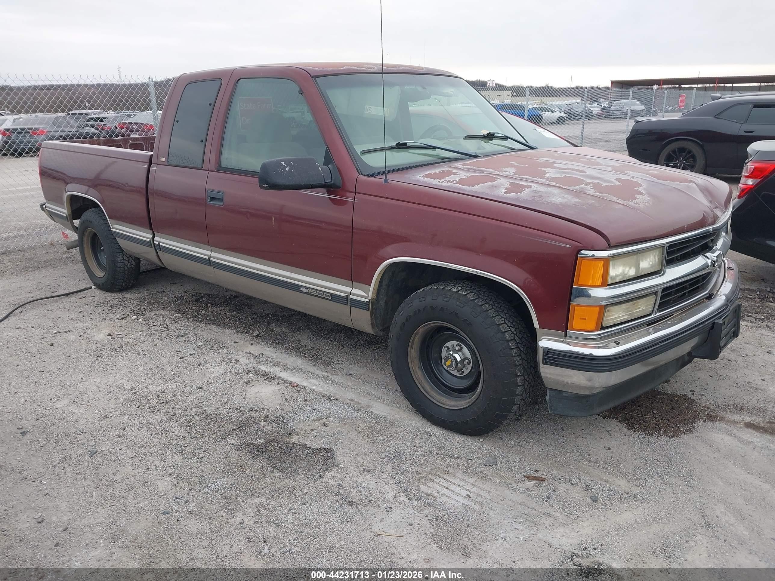 1GCEC19R9WR126561
