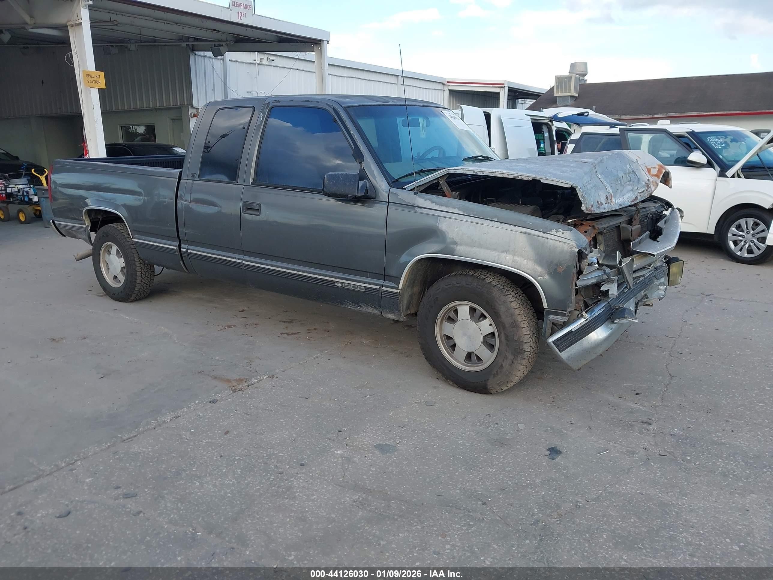 1GCEC19R9XR142406