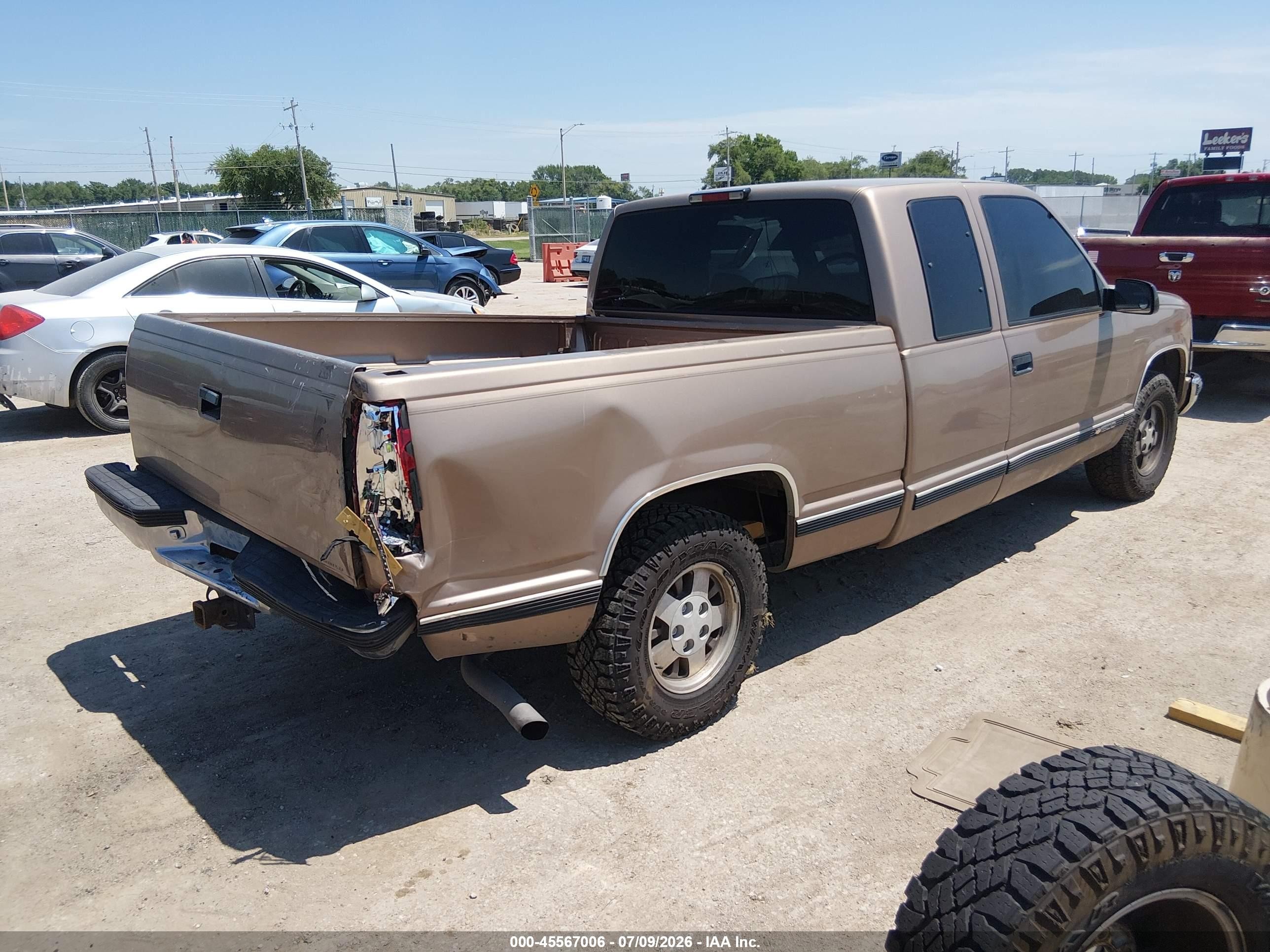 1997 Chevrolet C1500 Fleetside Champagne vin: 1GCEC19RXVE142113