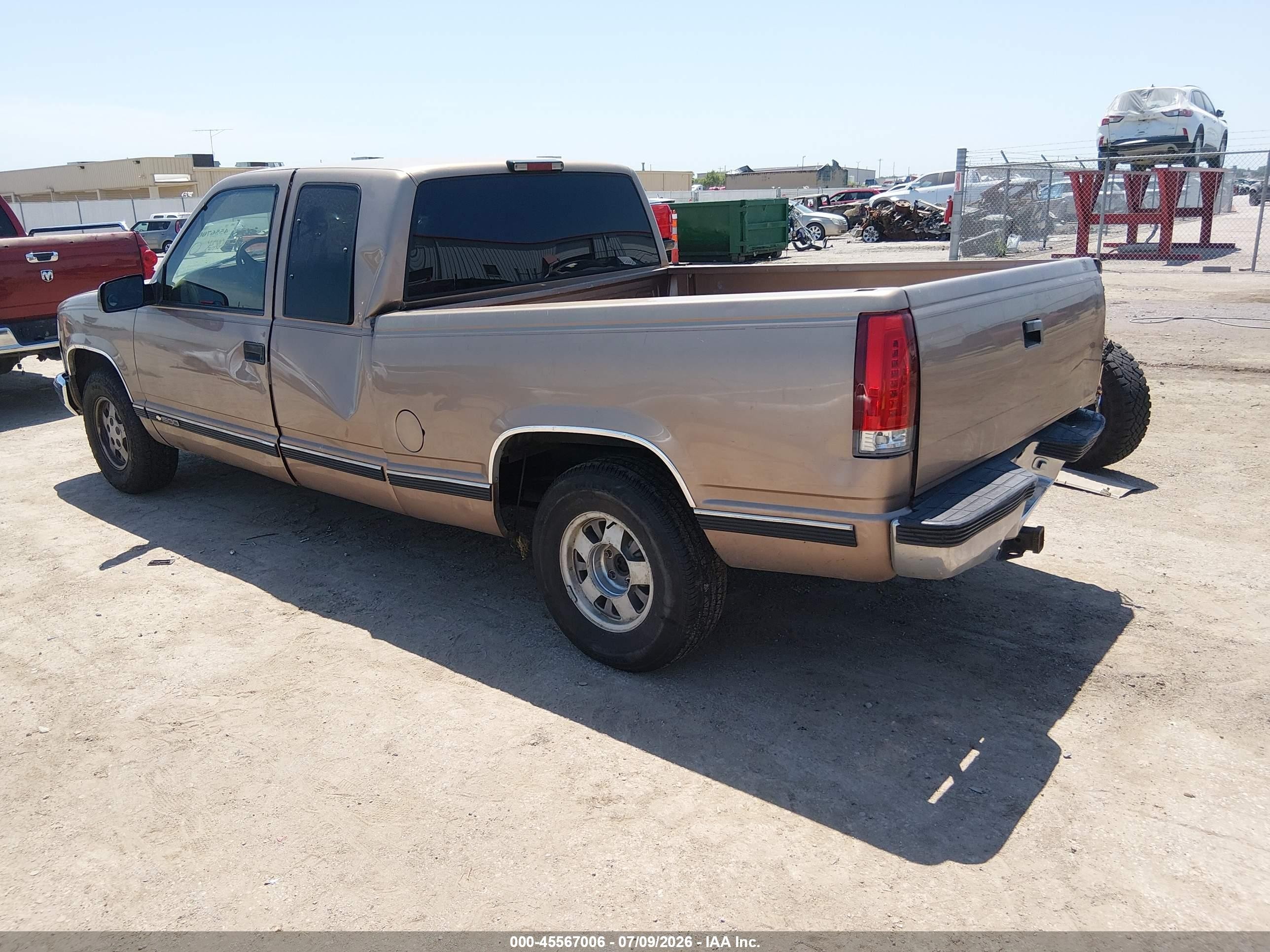1997 Chevrolet C1500 Fleetside Champagne vin: 1GCEC19RXVE142113