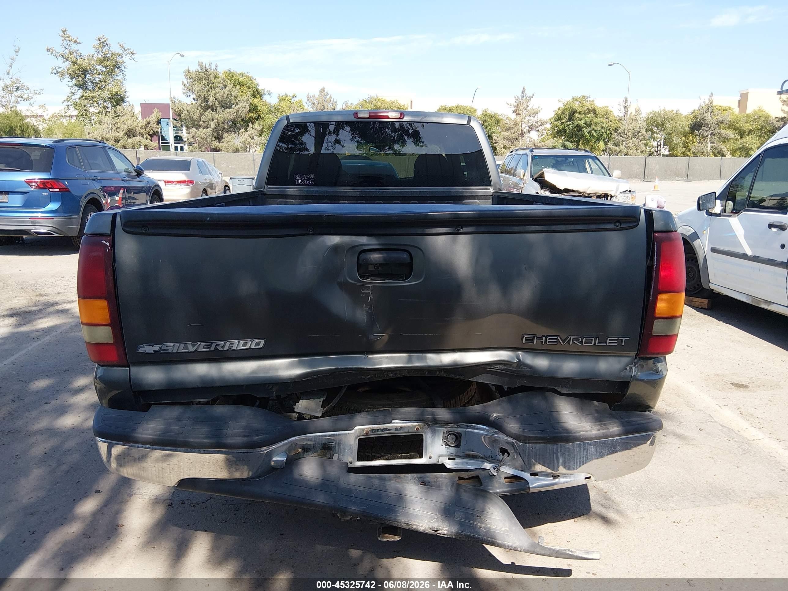 2001 Chevrolet Silverado 1500 Ls Gray vin: 1GCEC19T01E234336