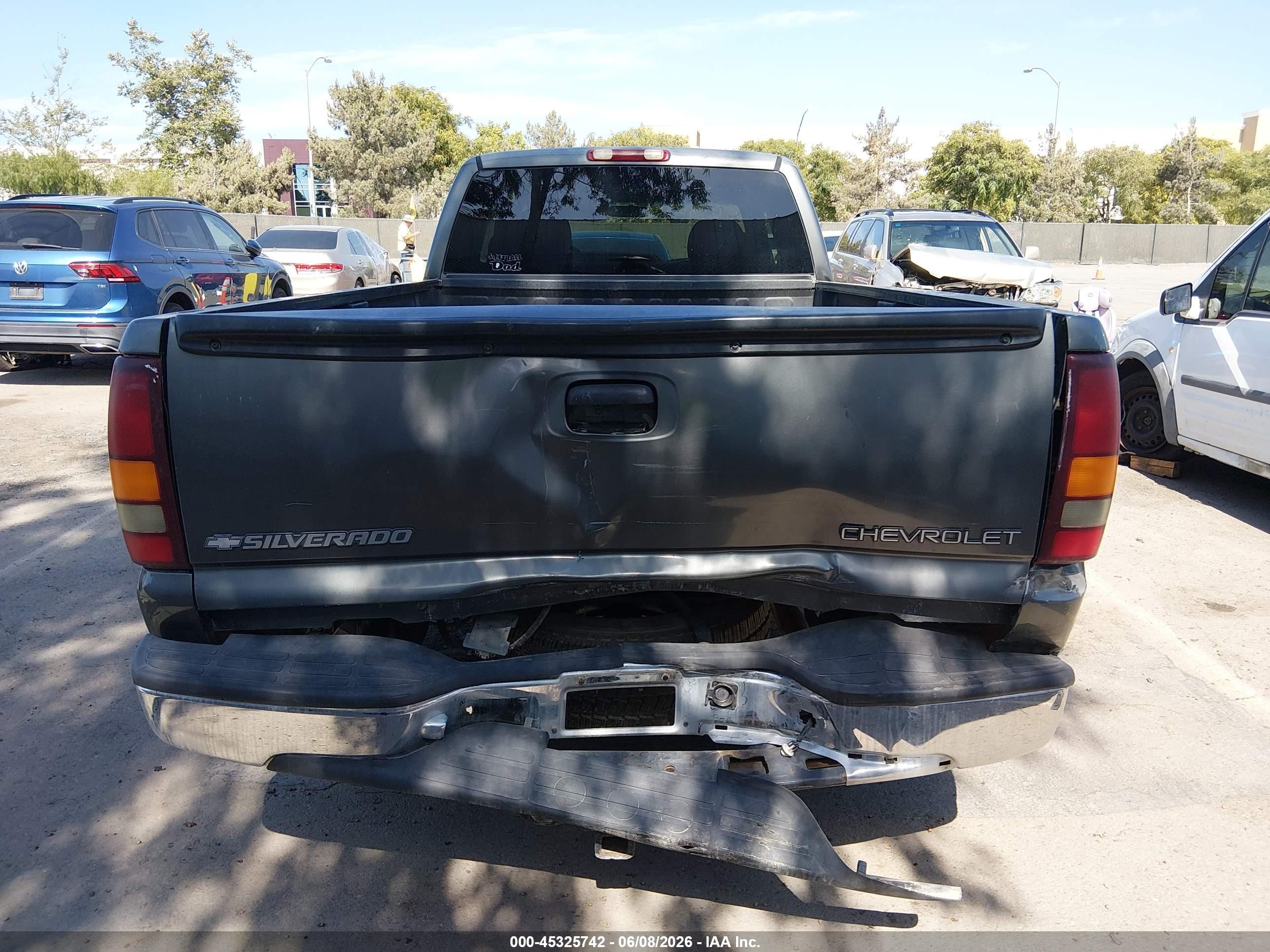 2001 Chevrolet Silverado 1500 Ls Gray vin: 1GCEC19T01E234336