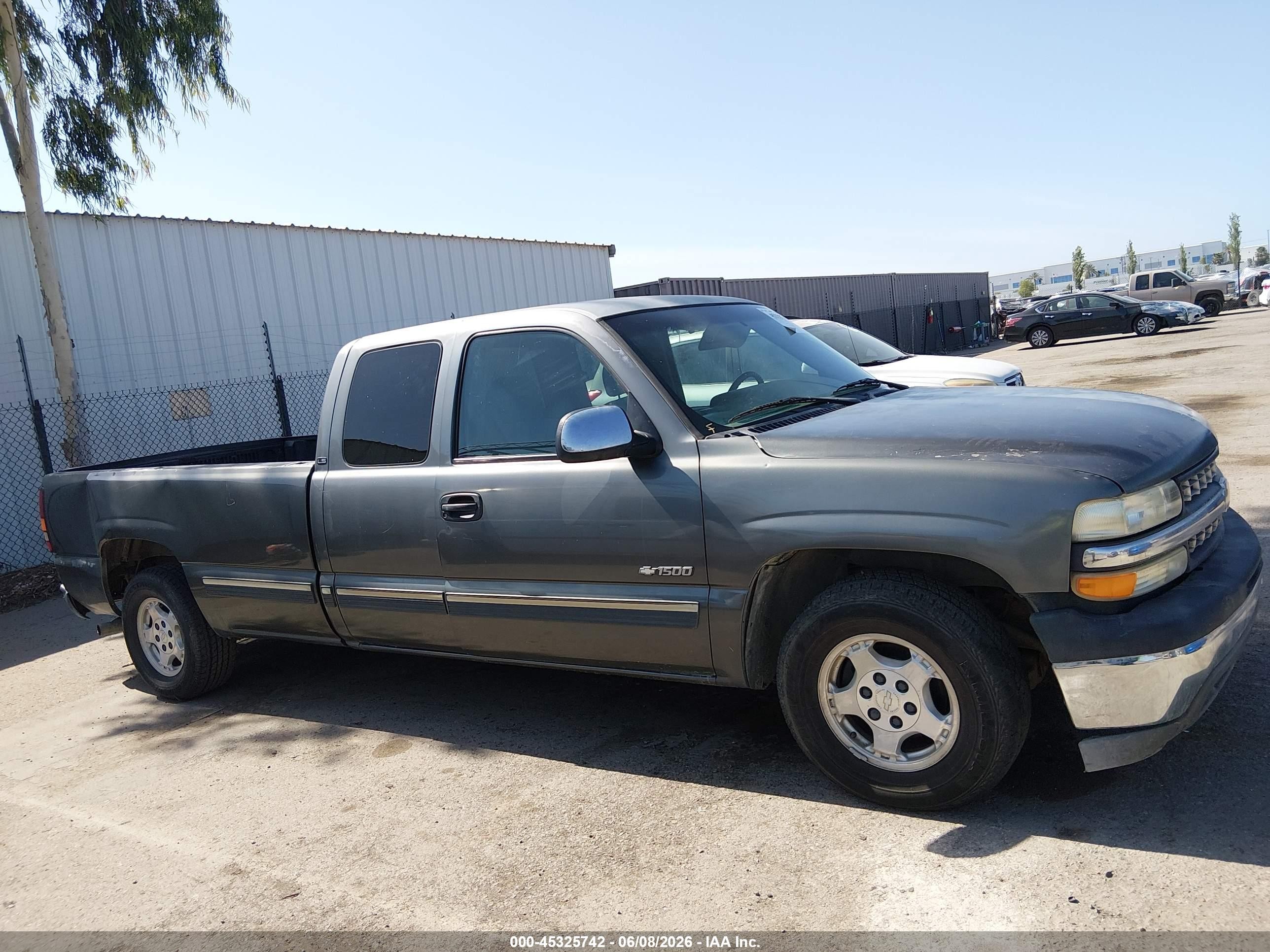 2001 Chevrolet Silverado 1500 Ls Gray vin: 1GCEC19T01E234336