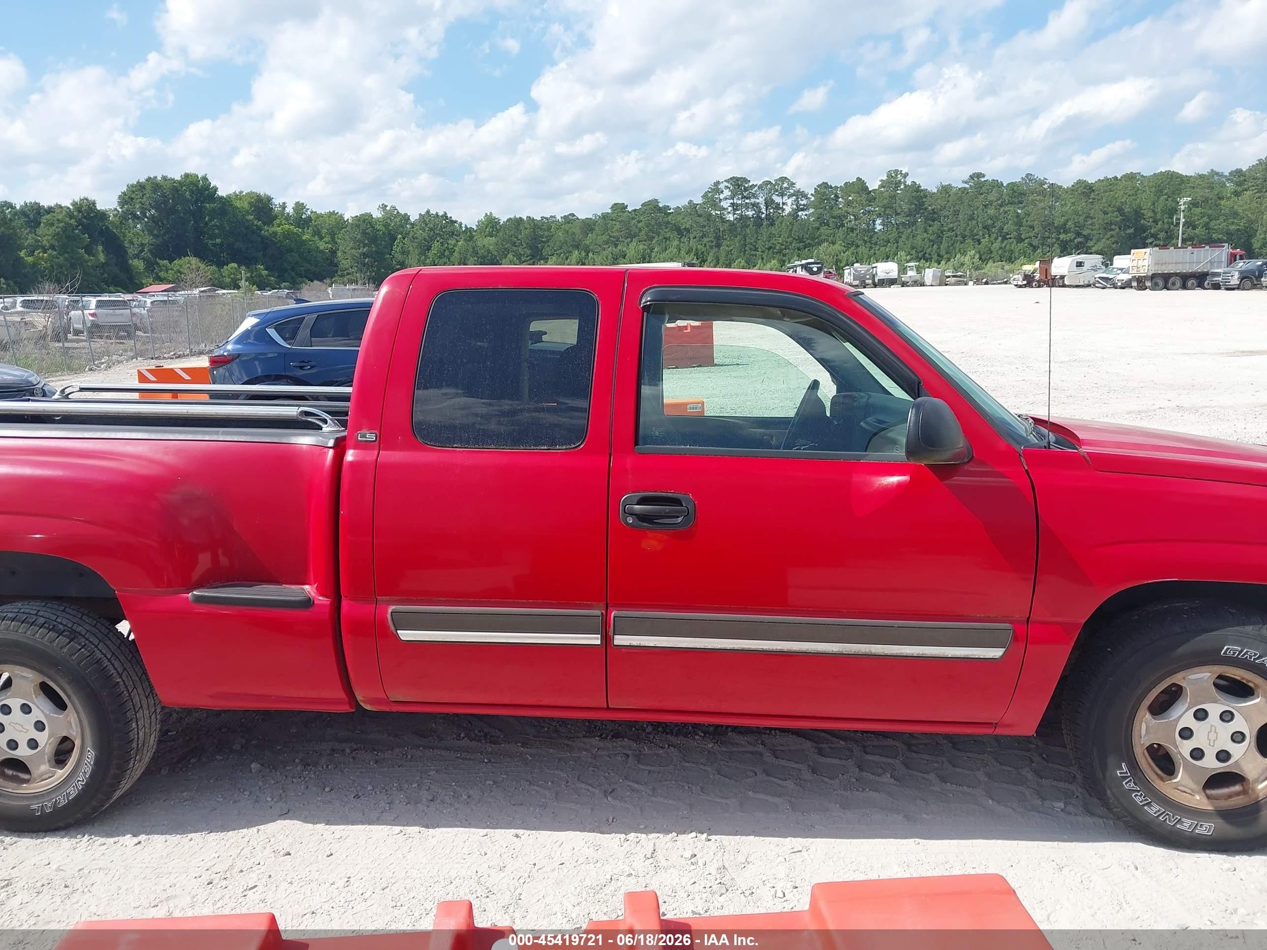 2003 Chevrolet Silverado 1500 Ls Red vin: 1GCEC19T13Z294220